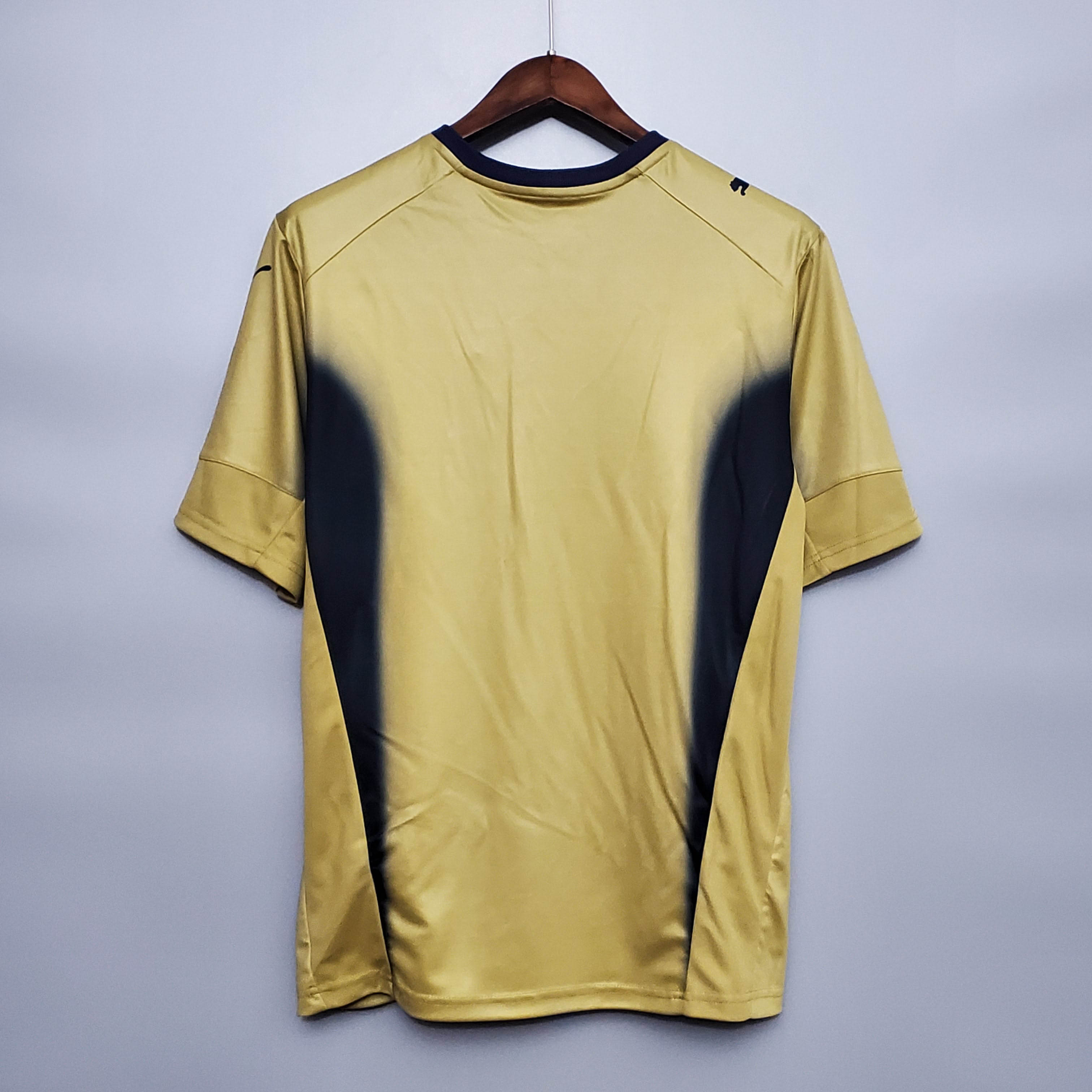 2006 Retro Italy Goalkeeper Gold Soccer Shirt - Fans Edition
