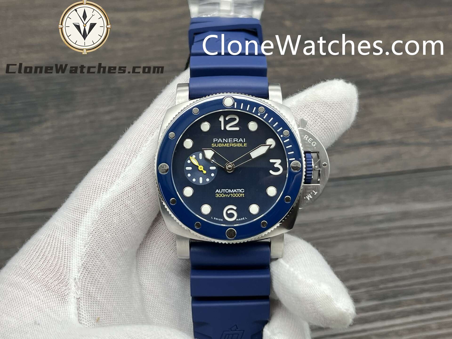 Panerai Super Clone Watches 1:1 Submersible QuarantaQuattro Mike Horn PAM01676 44MM