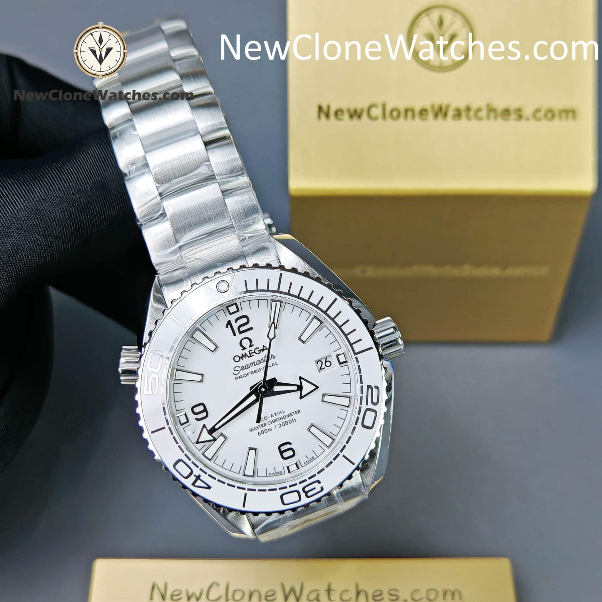 OMEGA Super Clone Watches 1:1 Seamaster Planet Ocean 600M 39.5MM 215.30.40.20.04.001