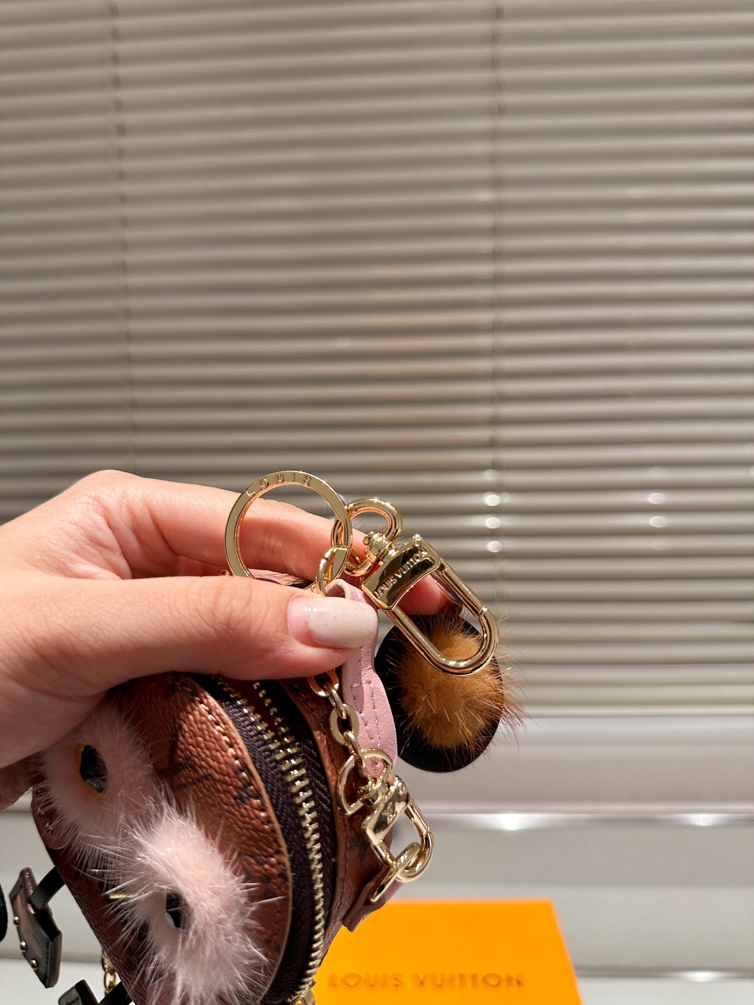 Lv mini backpack pendant