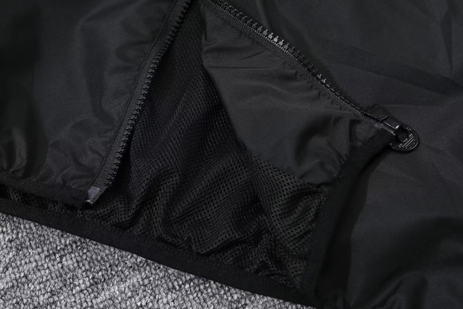 2023/24 Arsenal black hooded windbreaker 1:1 Thai quality