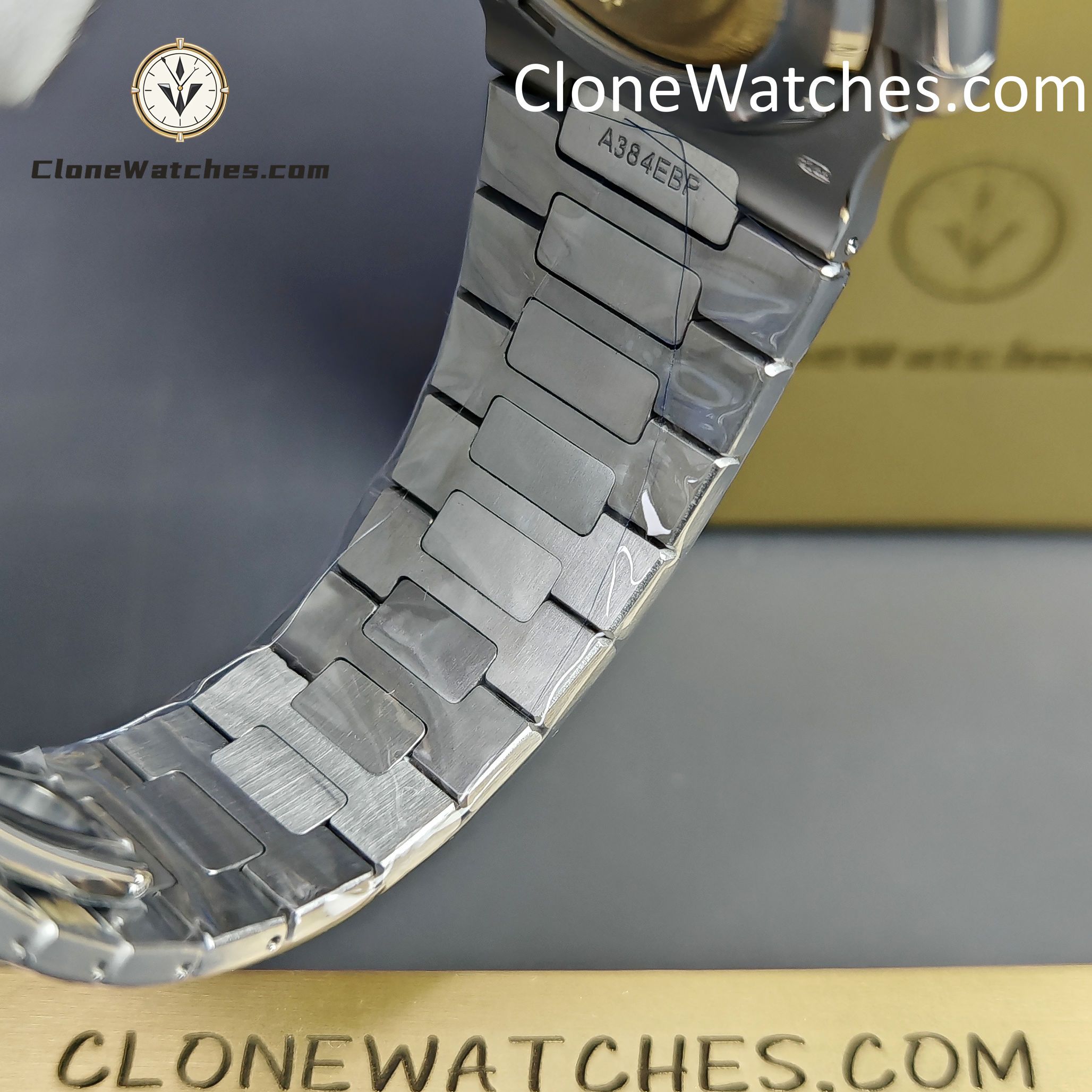 Patek Philippe Super Clone Watches 1:1 40th Anniversary Nautilus 5711
