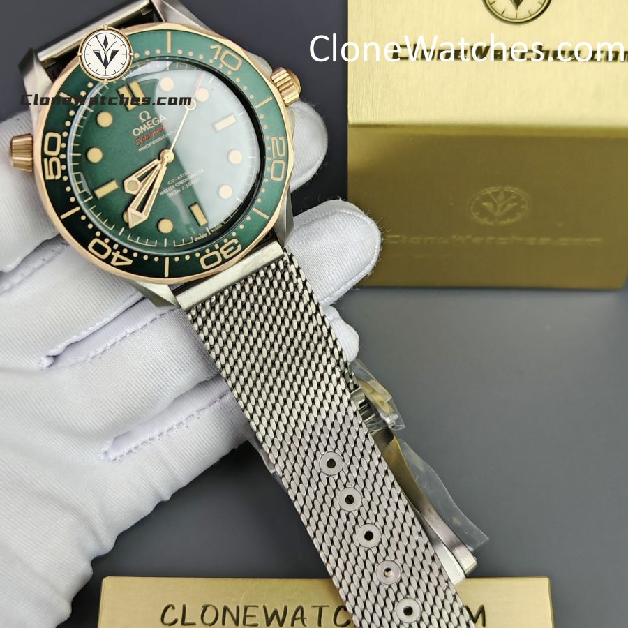 OMEGA Super Clone Watches 1:1 Seamaster Diver 300M 210.90.42.20.10.001 42mm