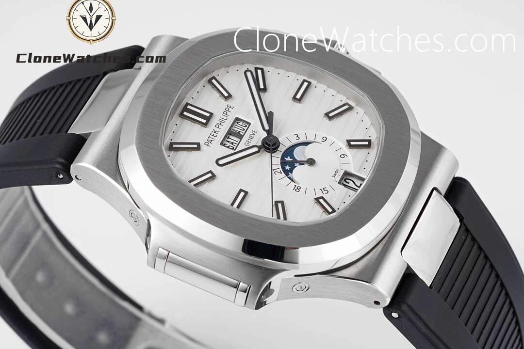 Patek Philippe Super Clone Watches 1:1 Nautilus 5726 White Dial Black Rubber Strap