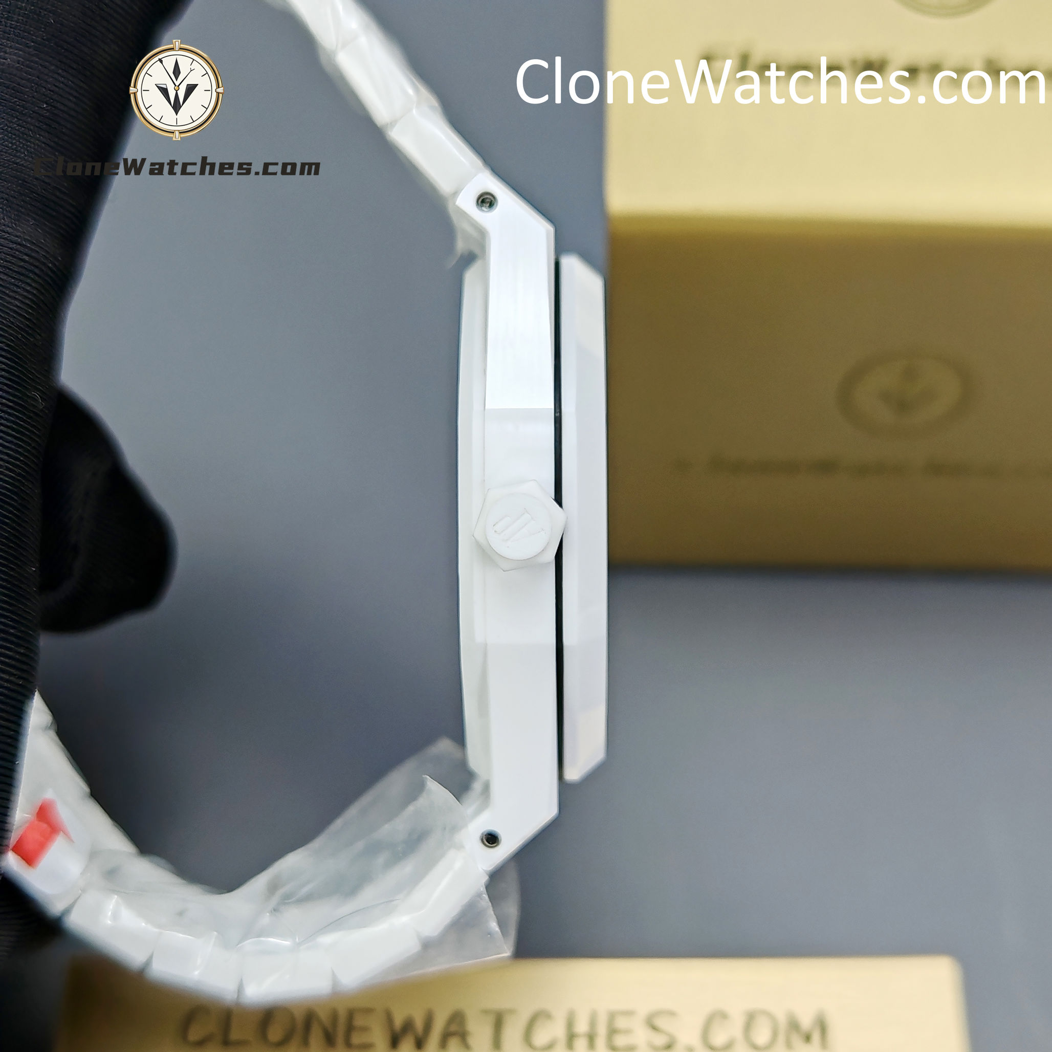 Audemars Piguet Super Clone Watches 1:1 Royal Oak White Ceramic 15500 White Dial 41MM