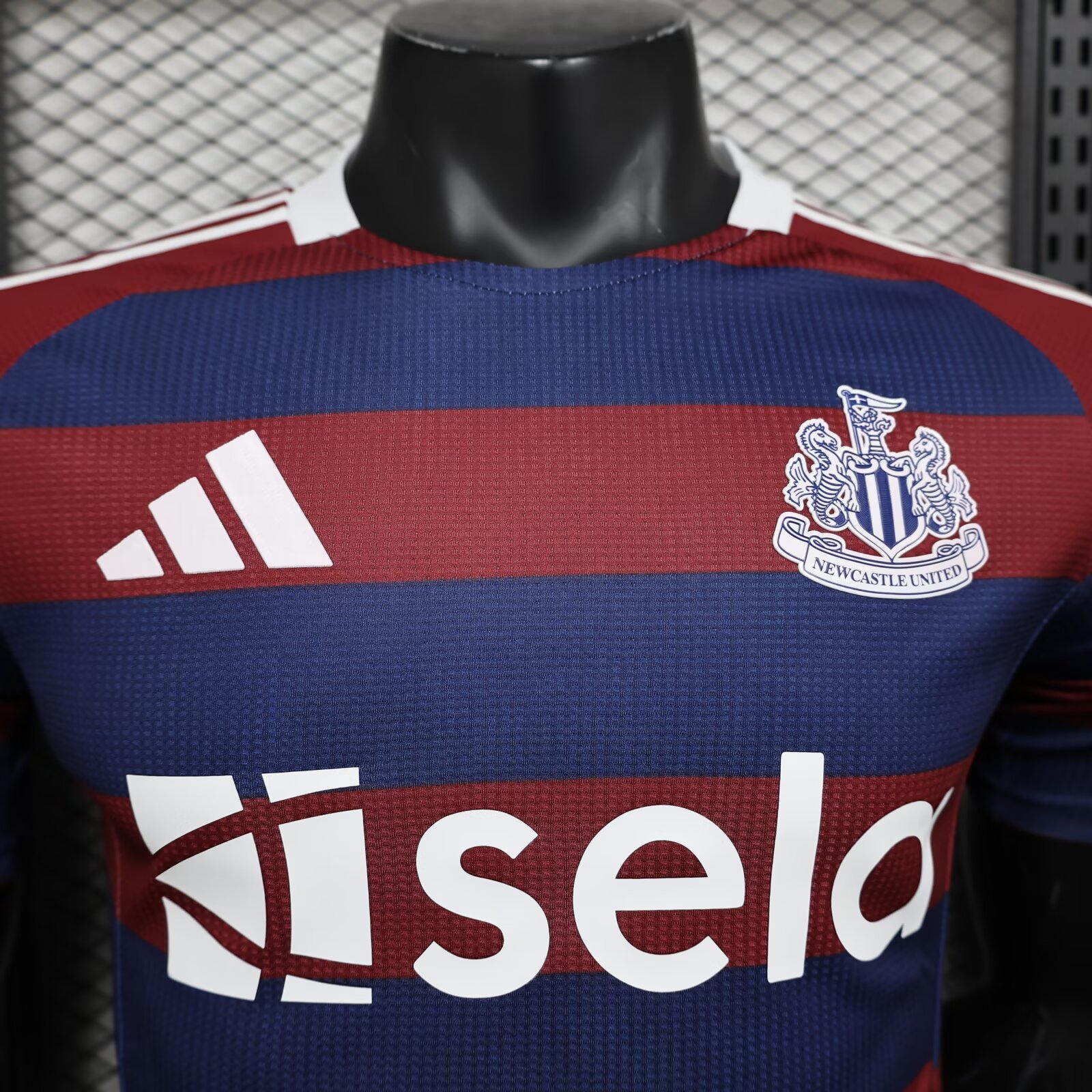 2024/25 Newcastle United Away Shirt - Player Edition
