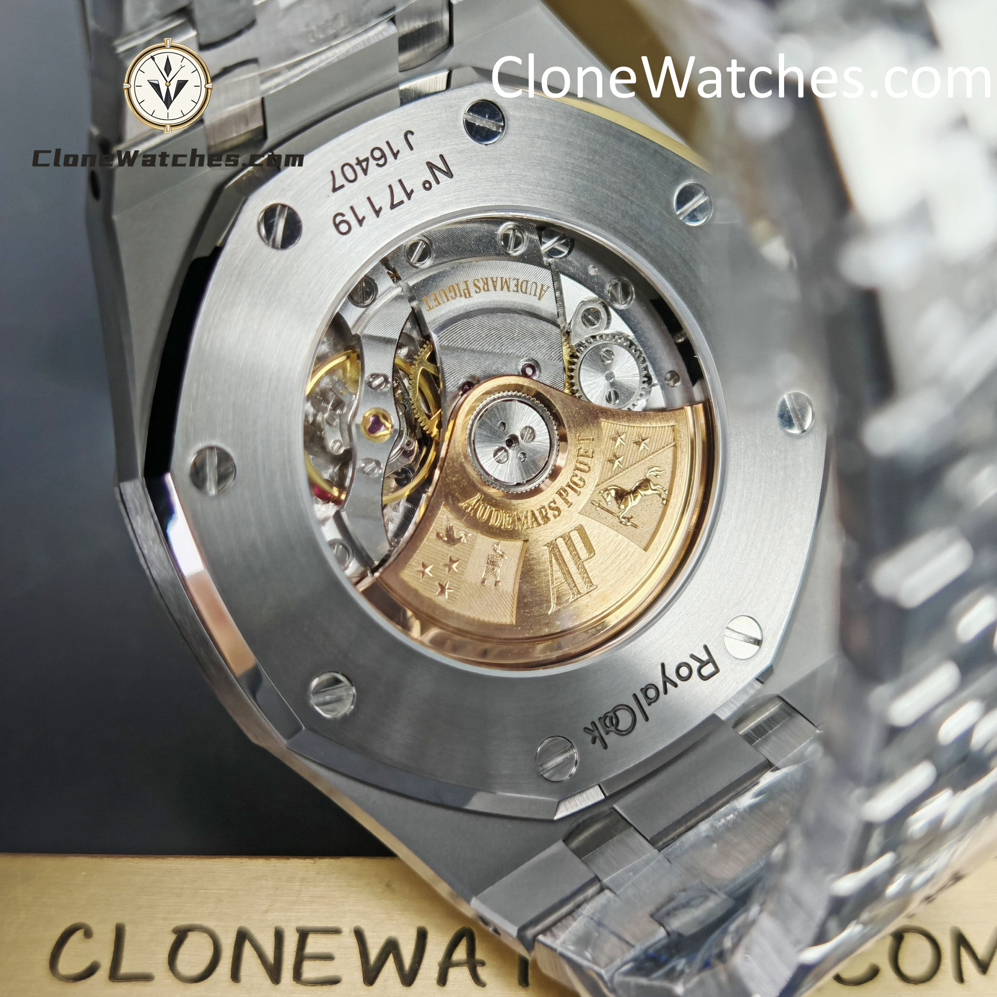 Audemars Piguet Super Clone Watches 1:1 Royal Oak 15400 Black Dial