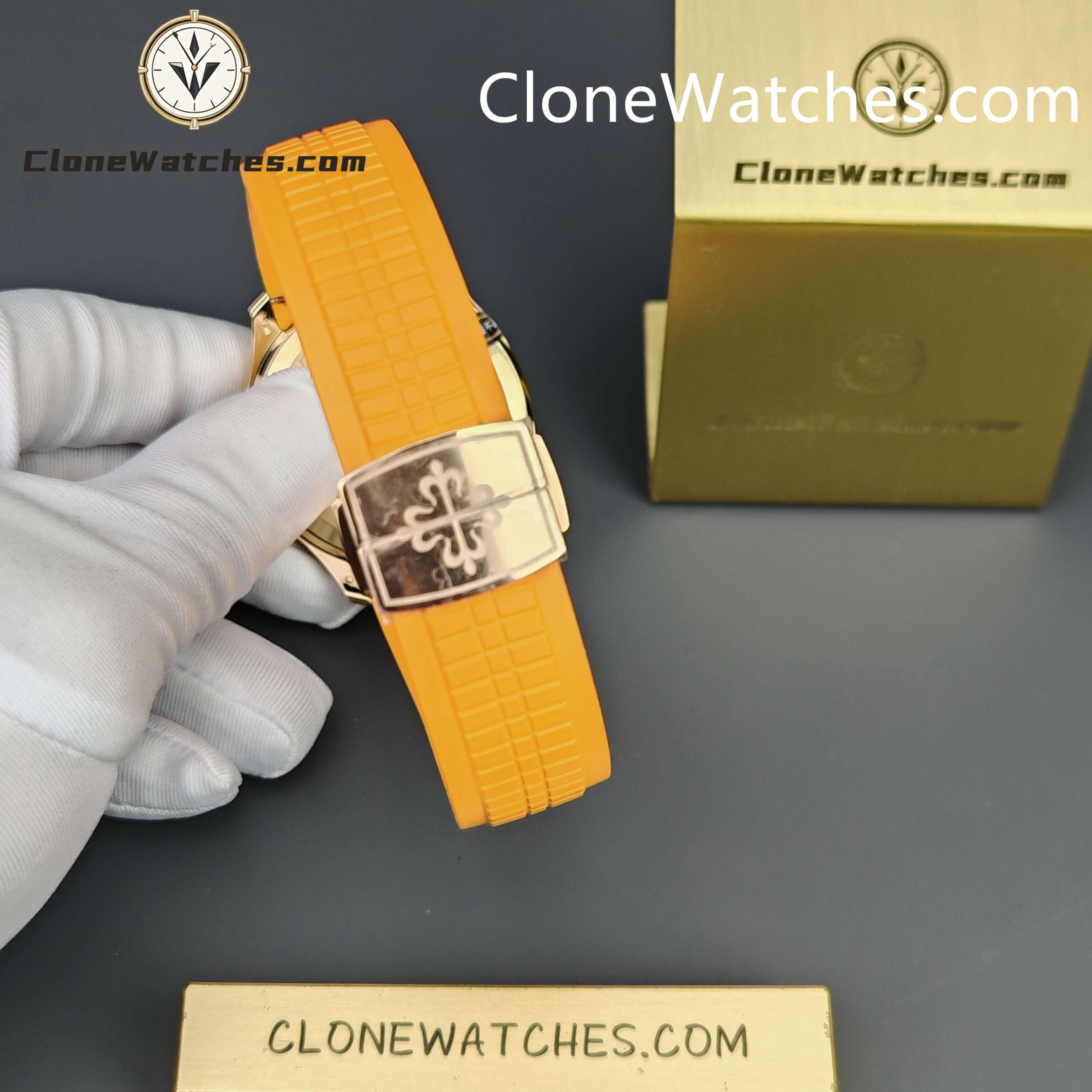 Patek Philippe Super Clone Watches 1:1 Aquanaut 5167 40 mm