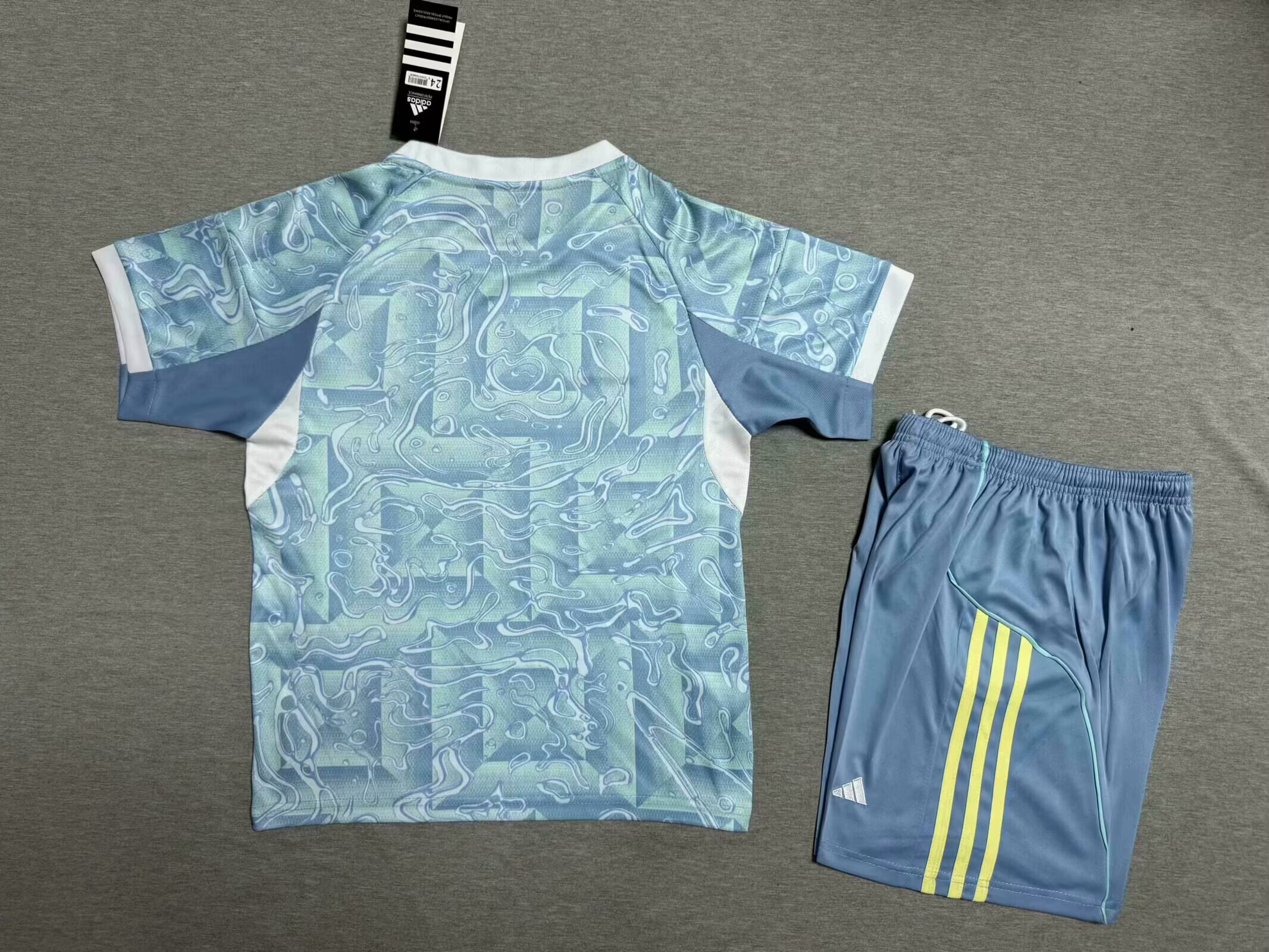 2025-26 Juventus Away - Fan Edition - Kids Kit
