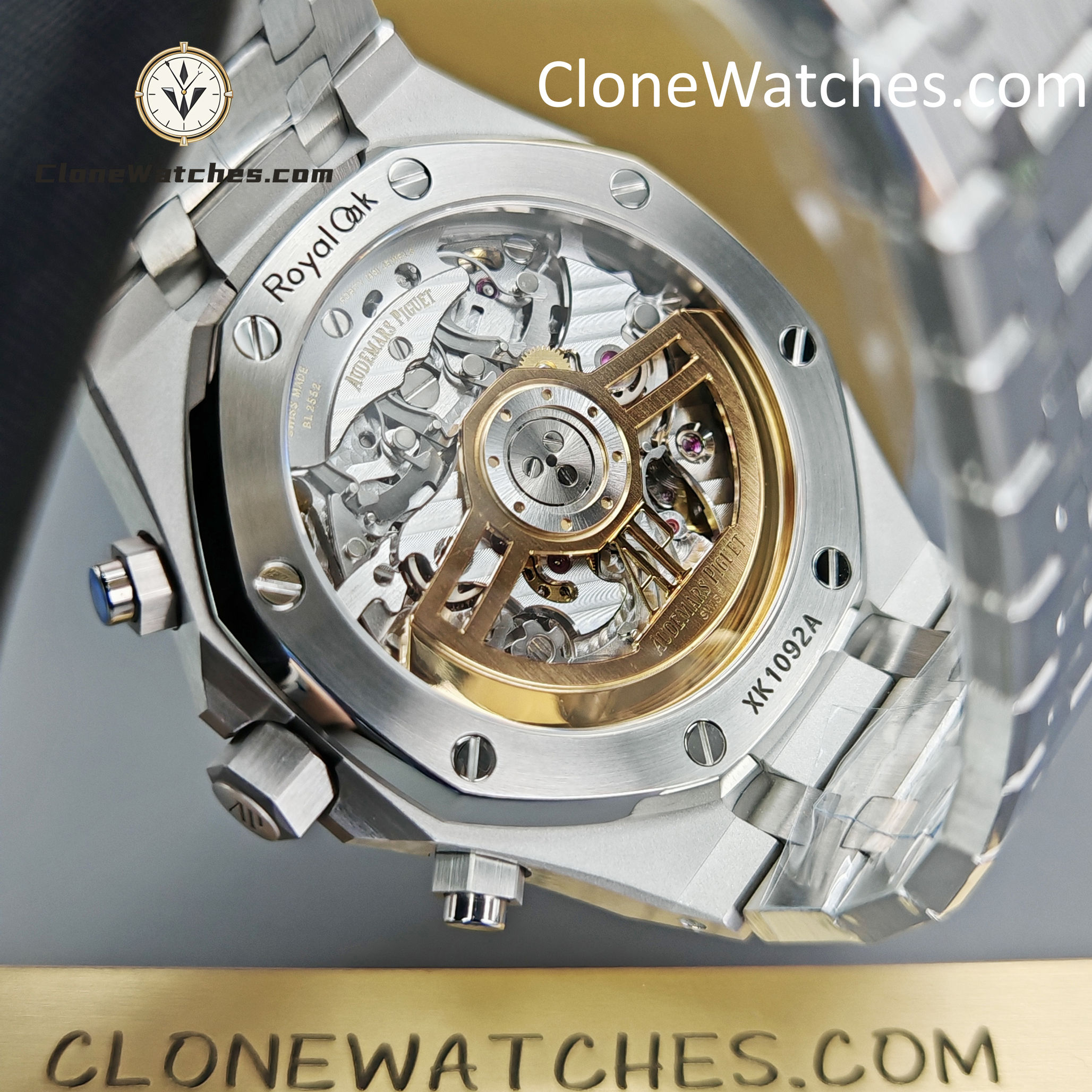 Audemars Piguet Super Clone Watches 1:1 Royal Oak Green Dial 26240 Selfwinding Chronograph