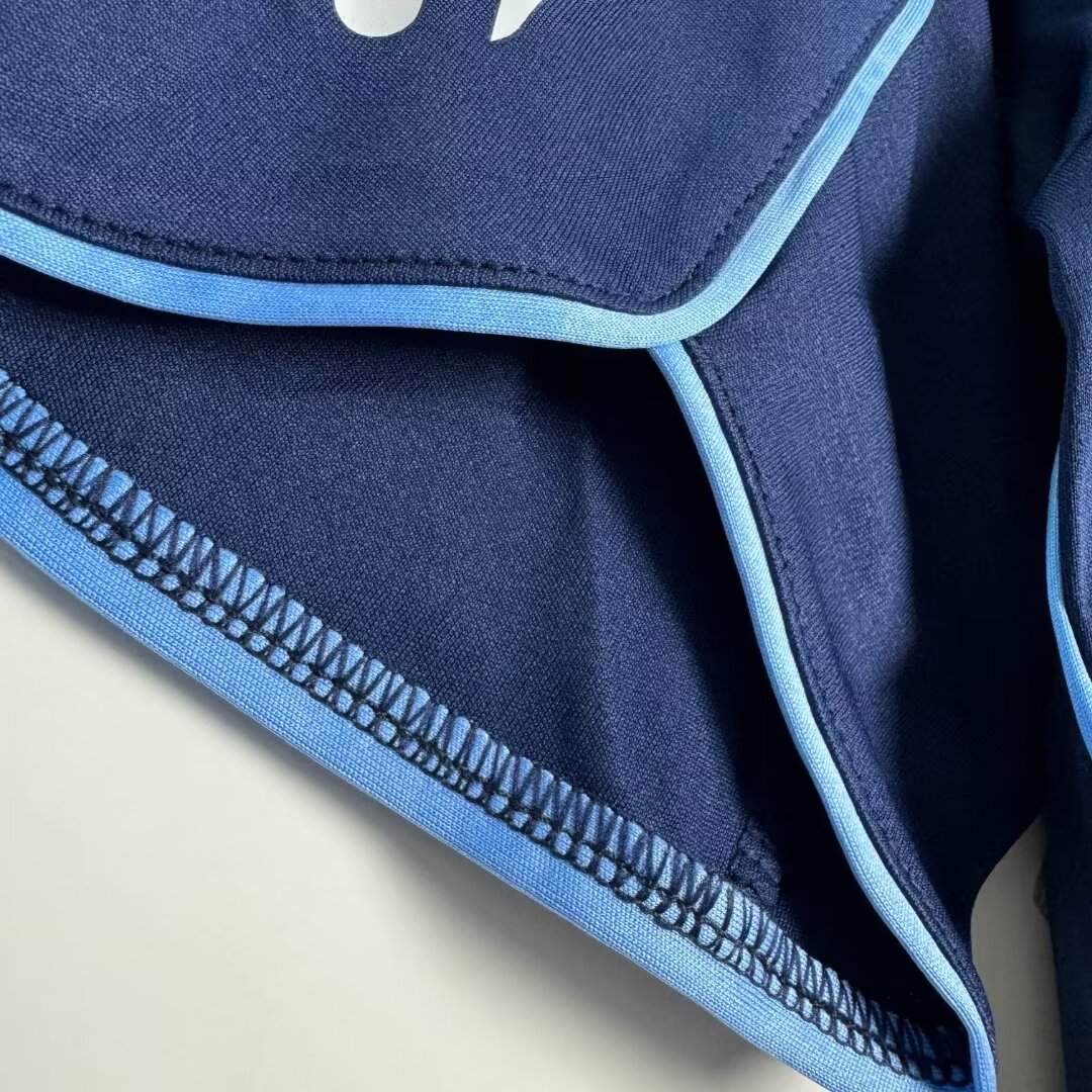 2005/06 Real Madrid Away Retro Jersey - Fans Edition