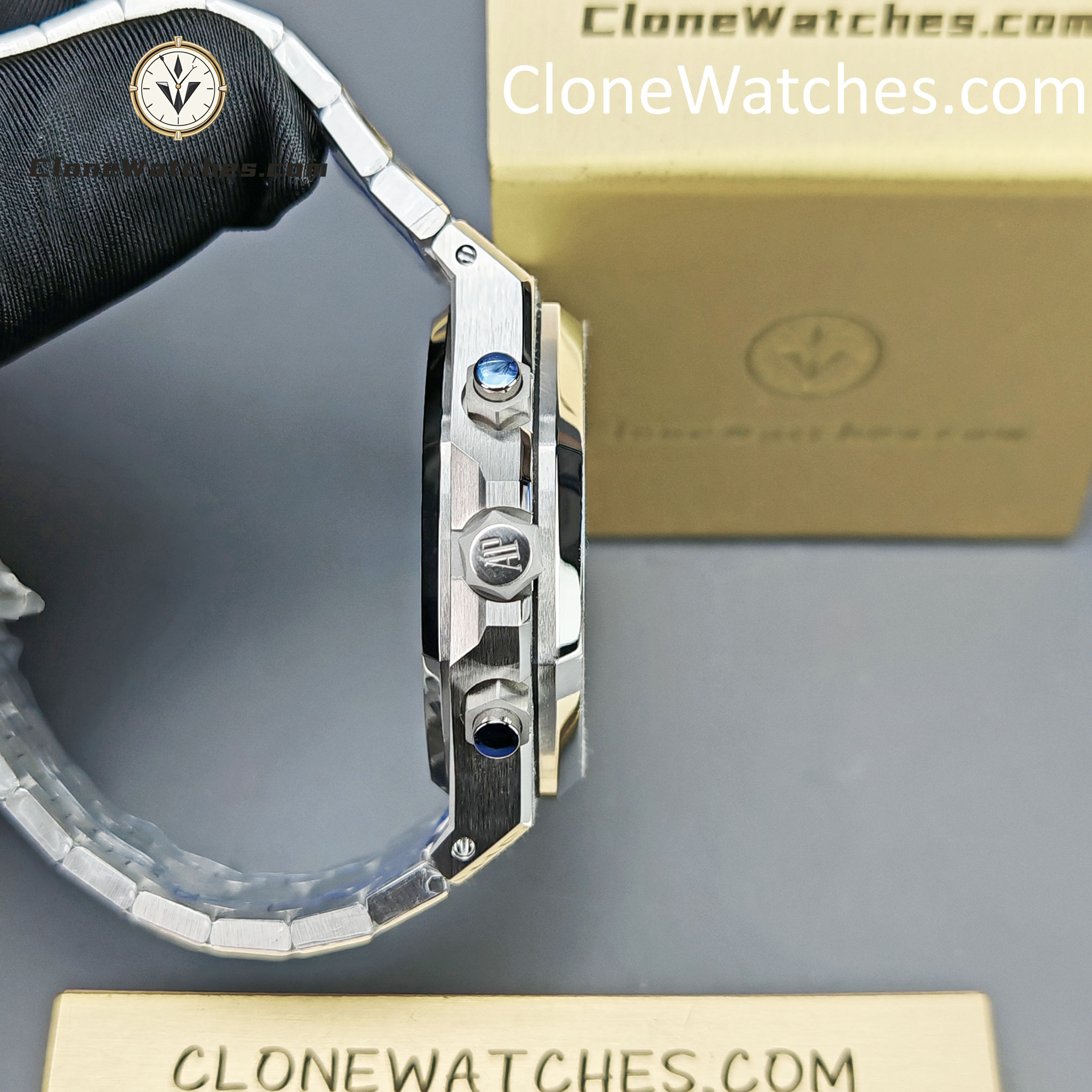Audemars Piguet Super Clone Watches 1:1 Royal Oak Grey & Black Dial 26240BC Selfwinding Chronograph