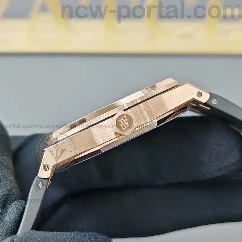Audemars Piguet Super Clone Watches 1:1 Royal Oak 15510 Rose Gold Black Dial & Black Rubber Strap 41MM