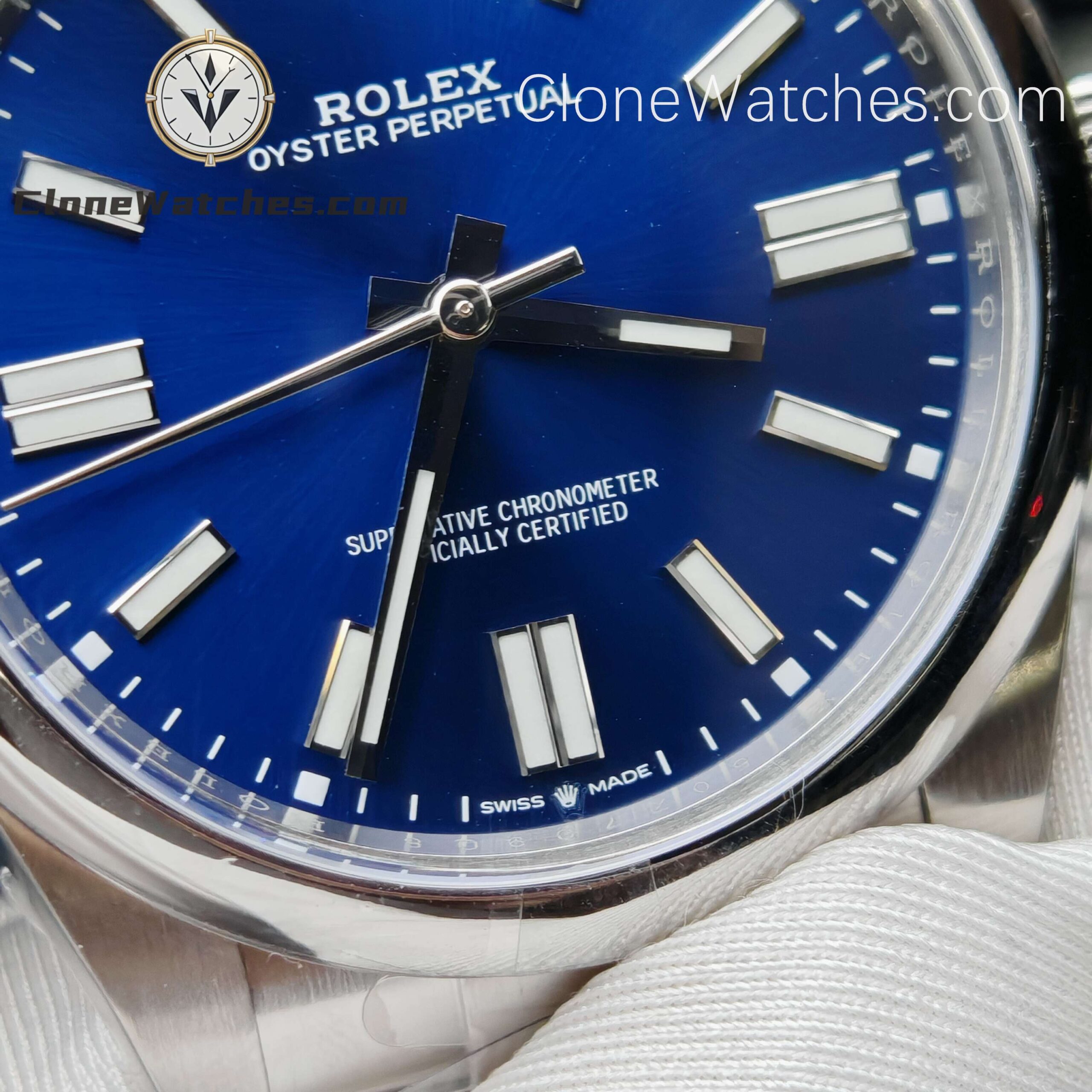 Rolex Super Clone Watches 1:1 Oyster Perpetual Blue Dial 41MM m124300-0003 3230 Movement