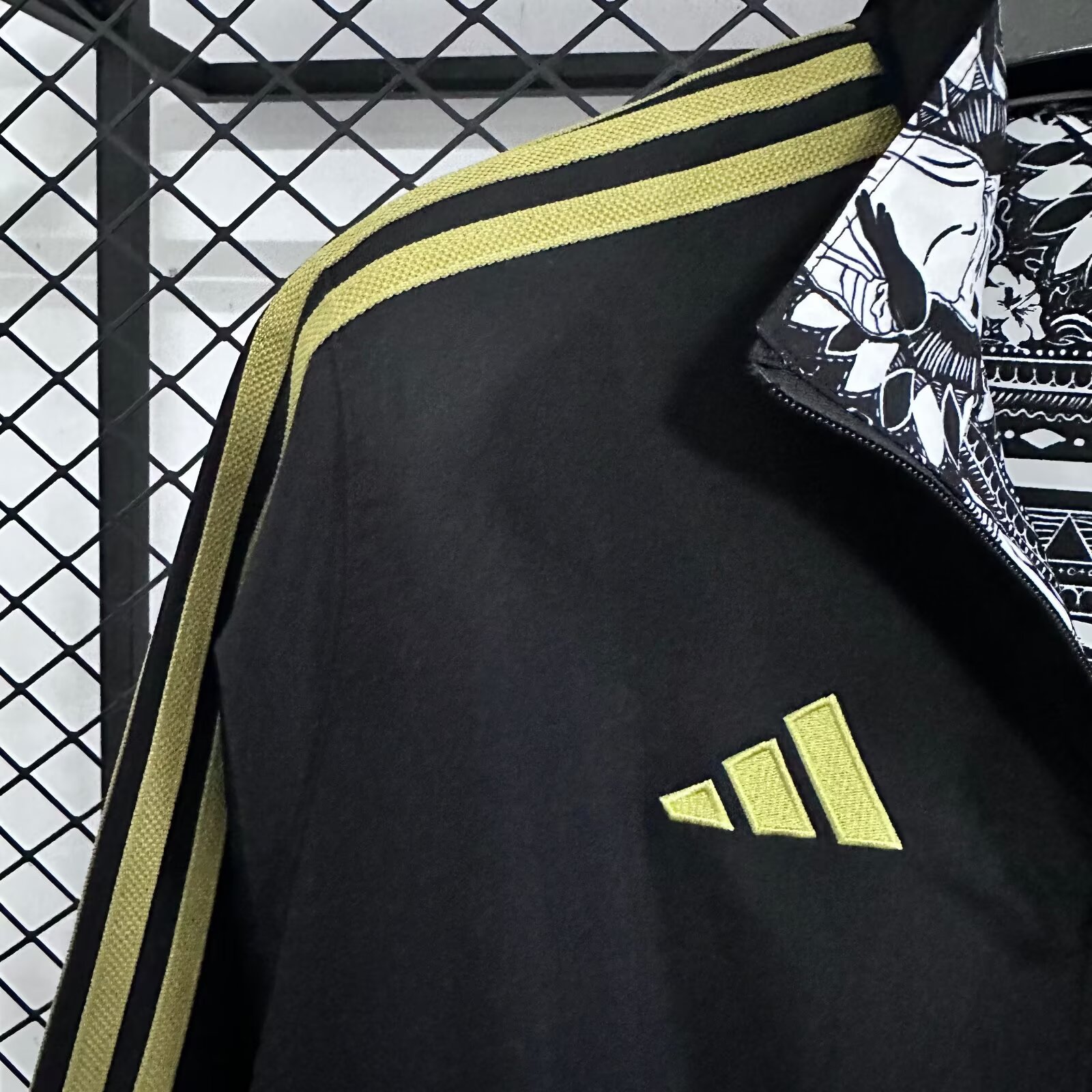 2025/26 Arsenal Reversible Waterproof Windbreaker