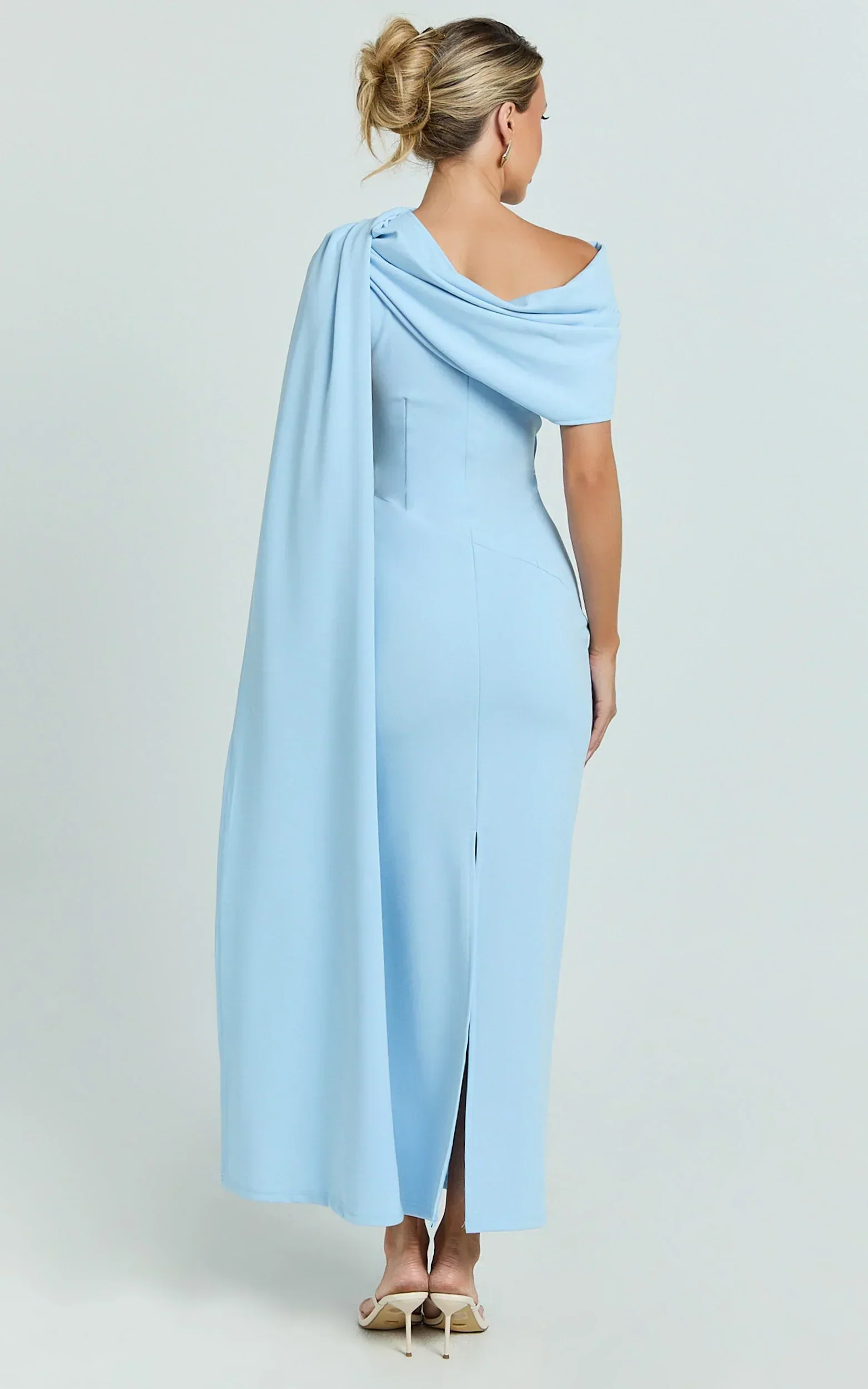 Visenta Midi Dress - Asymmetrical Sleeve Dress in Blue
