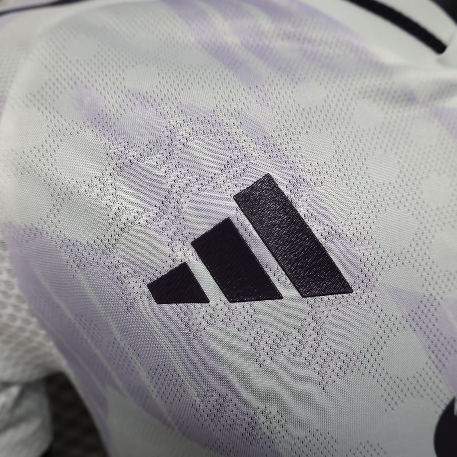 2025-26 Juventus Away - Shirt - Player Edition