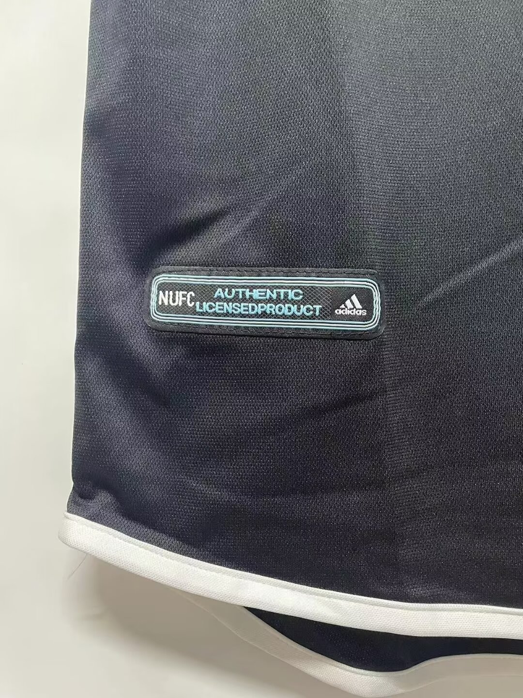 2000/01 Newcastle United Away Retro Shirt