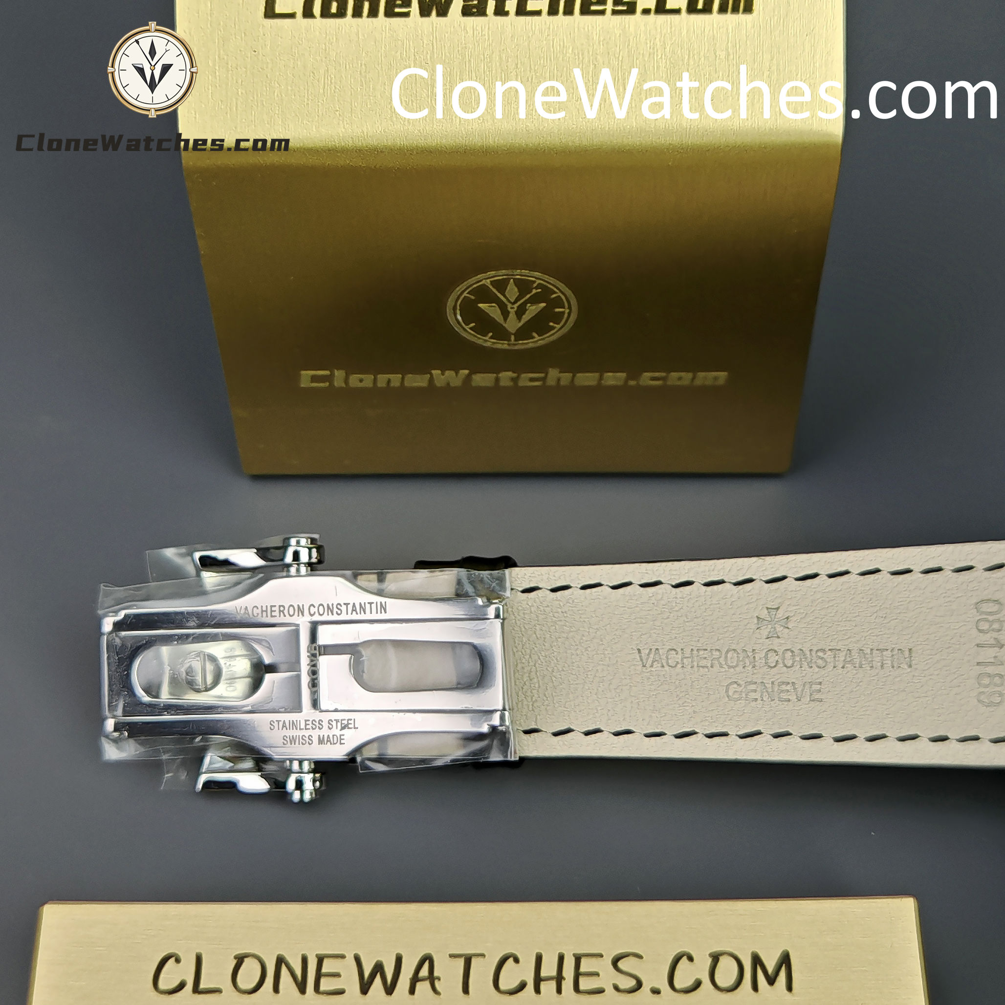 Vacheron Constantin Super Clone Watches 1:1 Patrimony Moon Phase Retrograde Date 4010U/000G-B330 White Dial