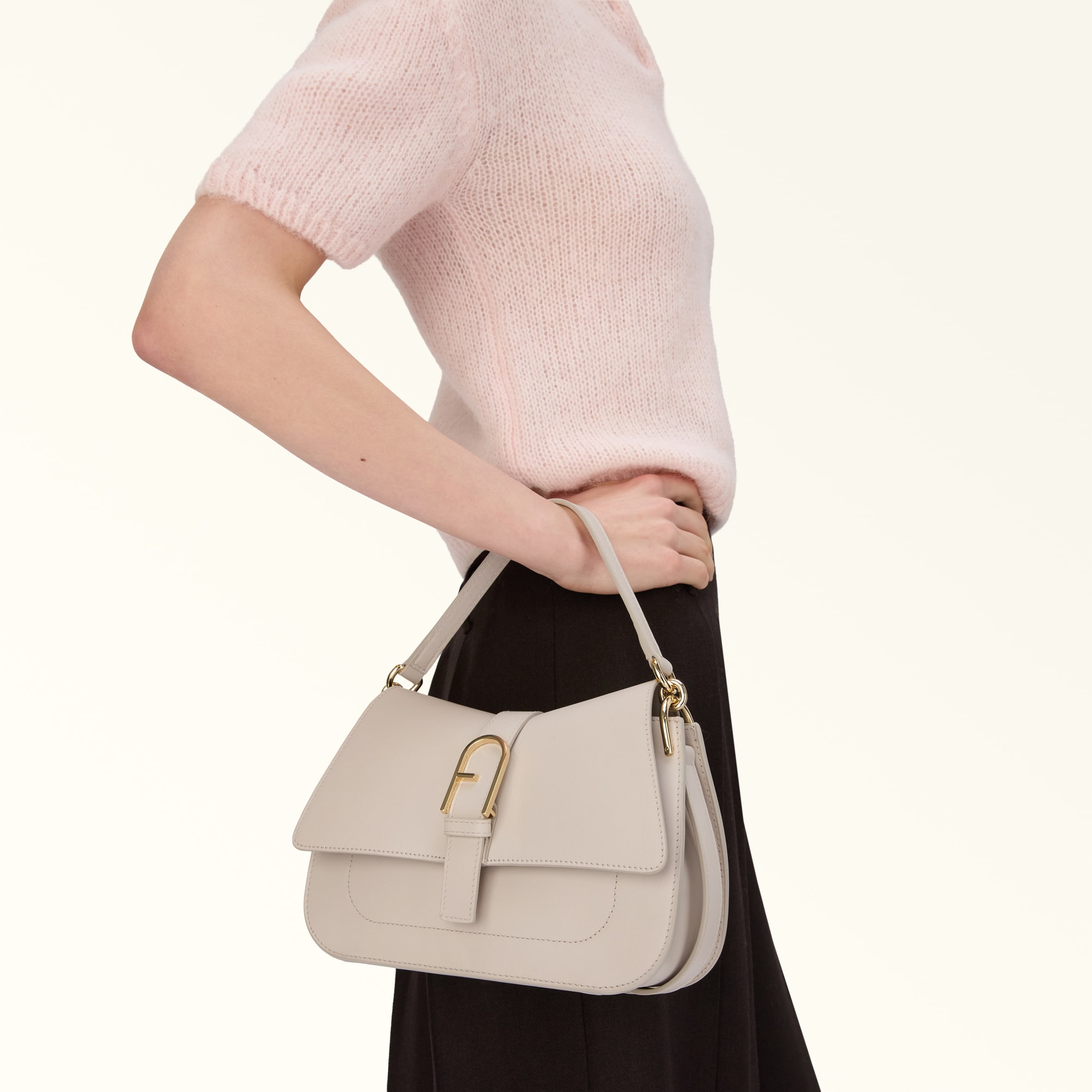 Furla Flow Top Handle M