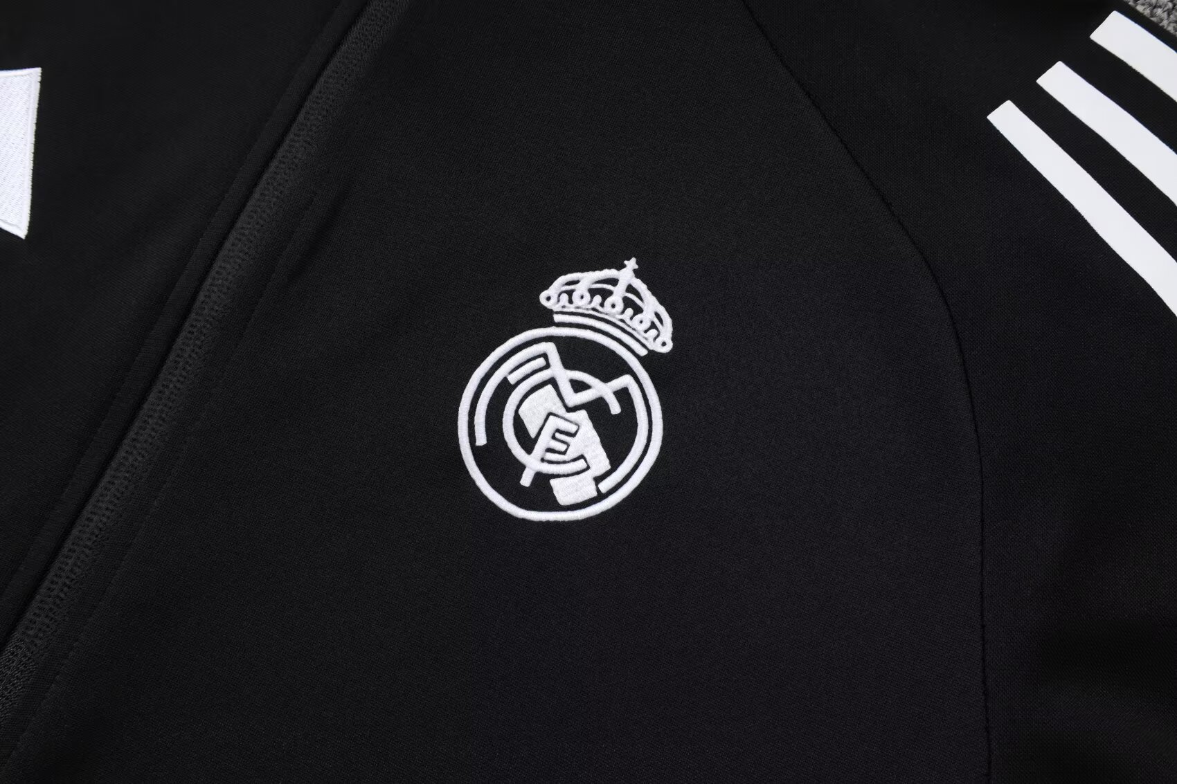 2025/26 Real Madrid Black Jacket Tracksuit