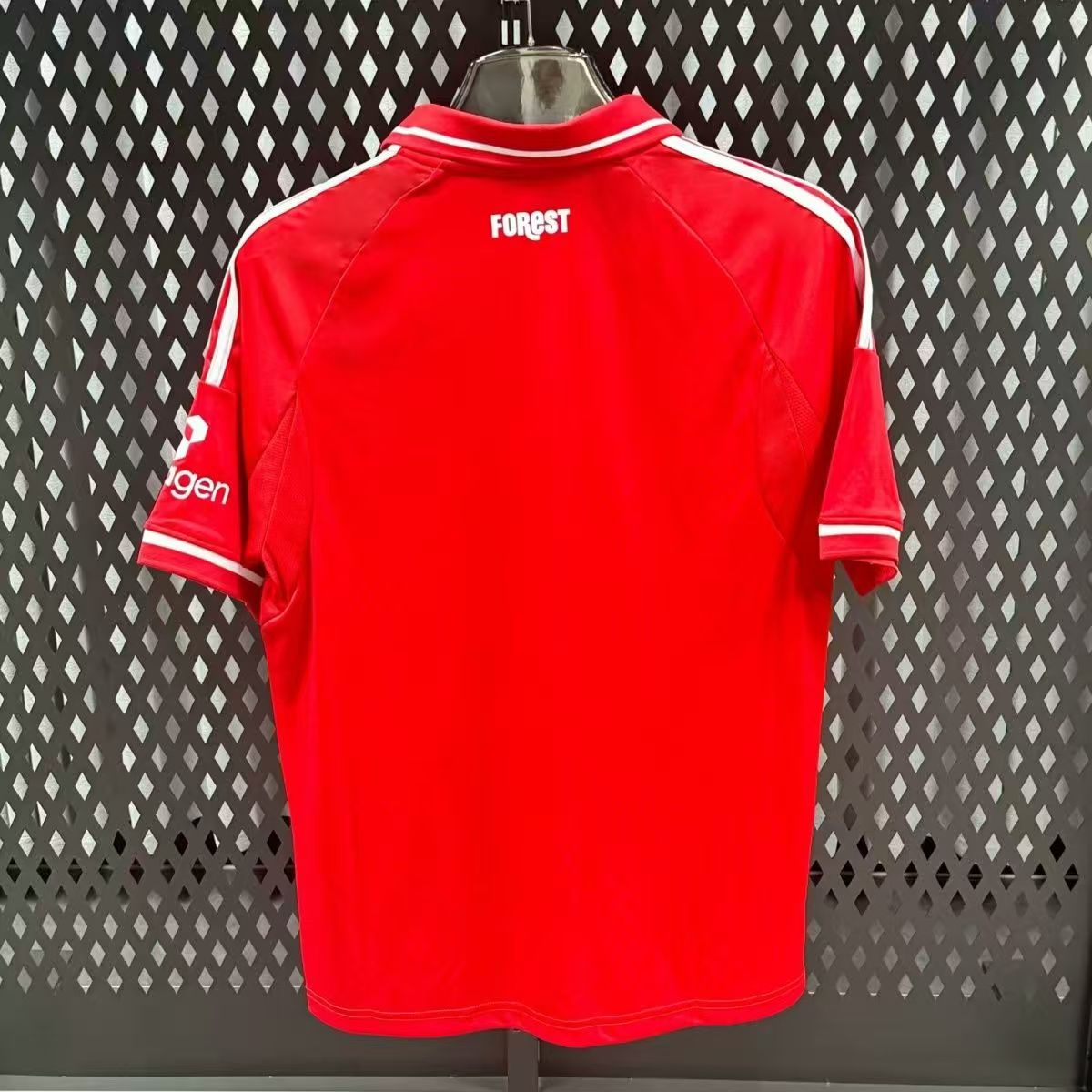 2025-26 Nottingham Forest Home Jersey - Fans Edition