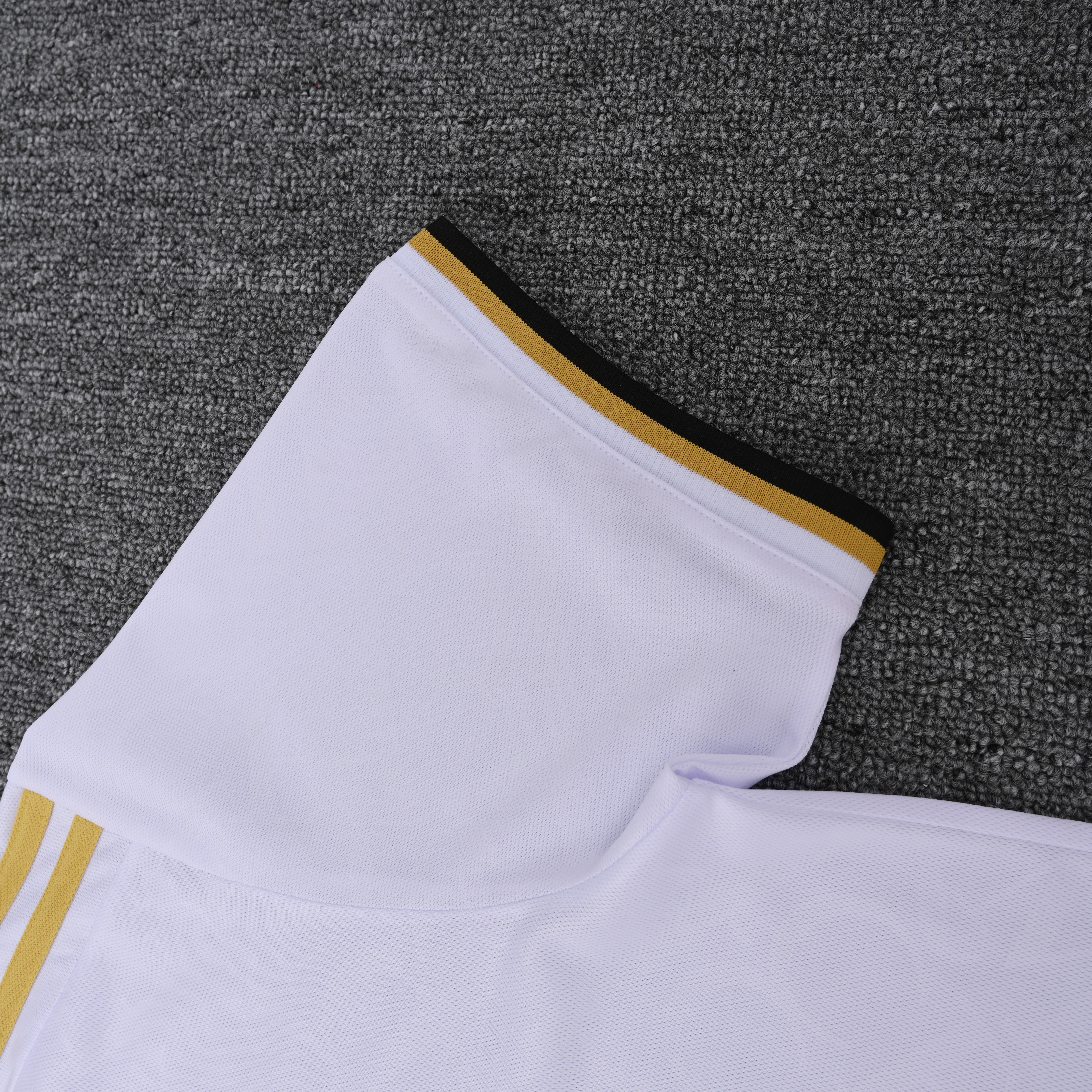 25-26 Real Madrid (POLO) Training Jersey - Fan Edition
