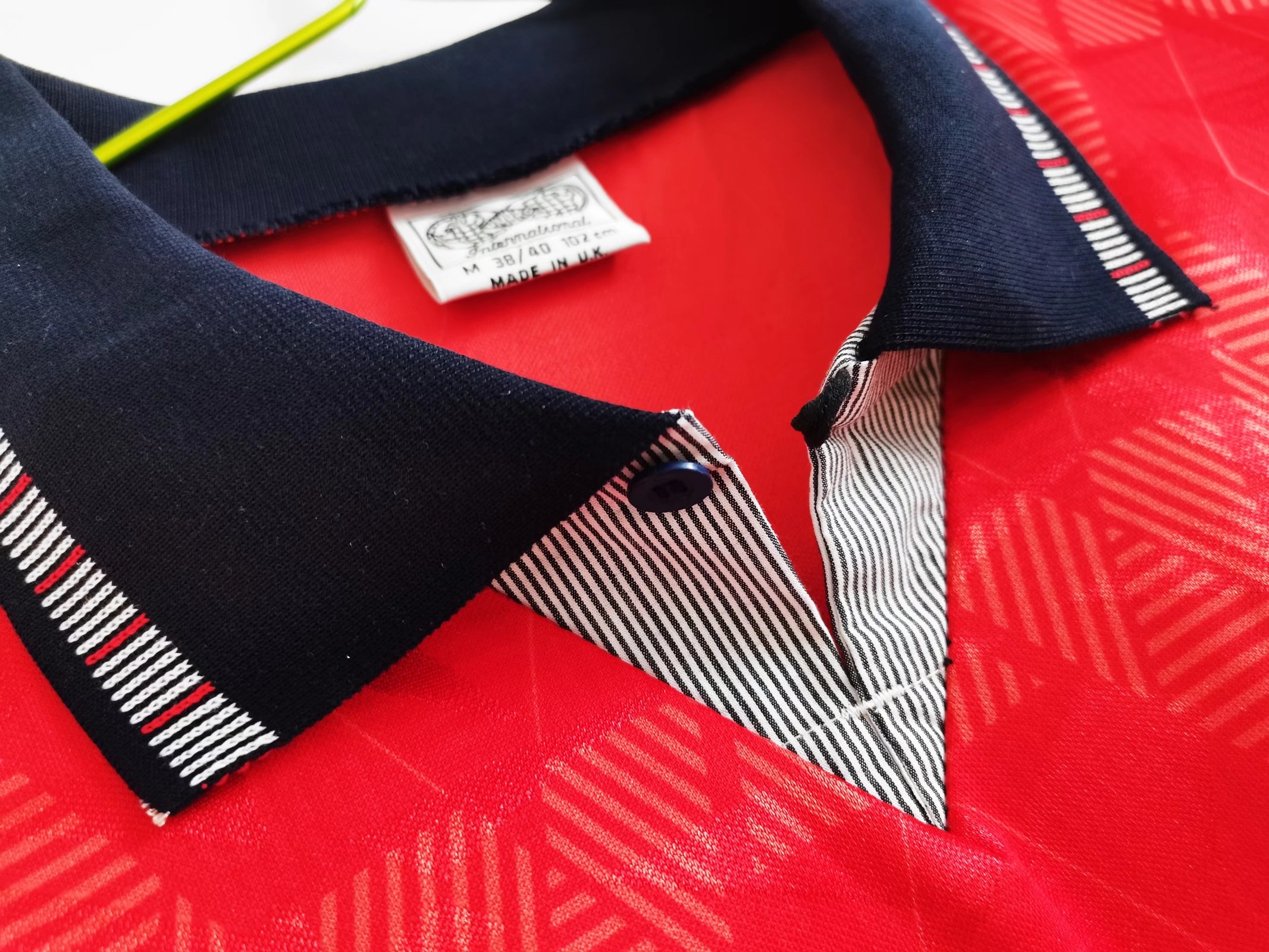 1990 England away red retro jersey