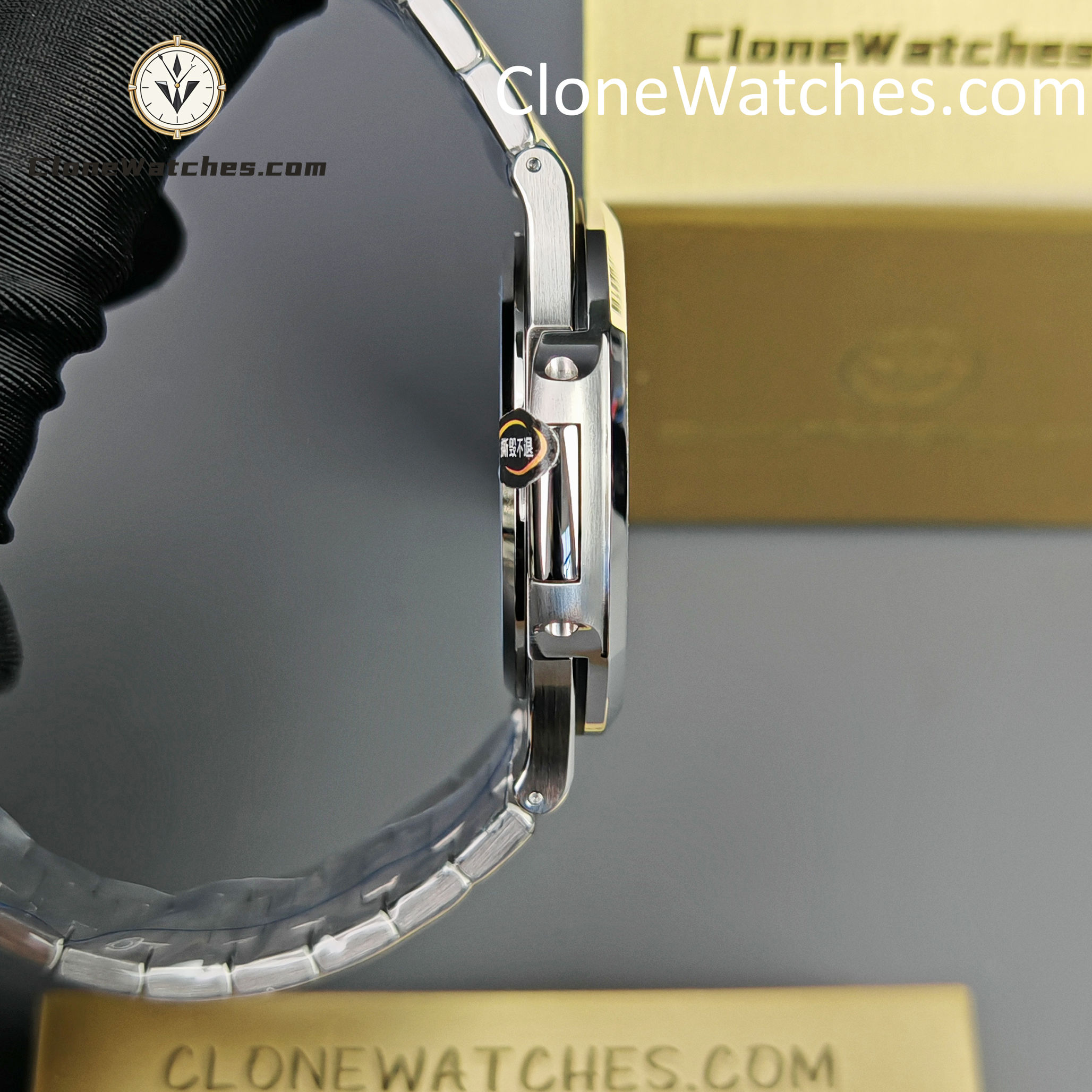 Patek Philippe Super Clone Watches 1:1 5811 Nautilus New Clasp