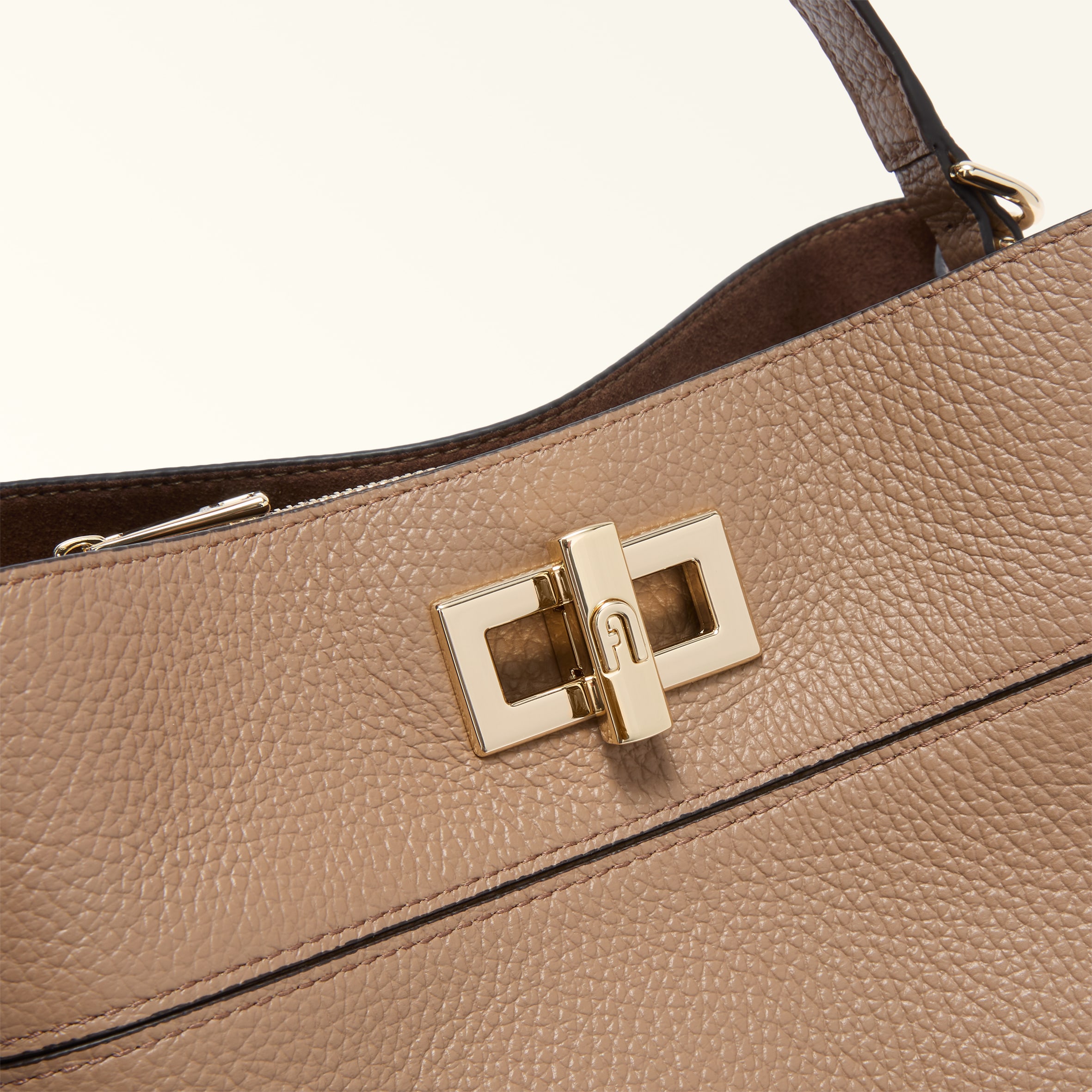 Furla Amelia Bucket Bag S