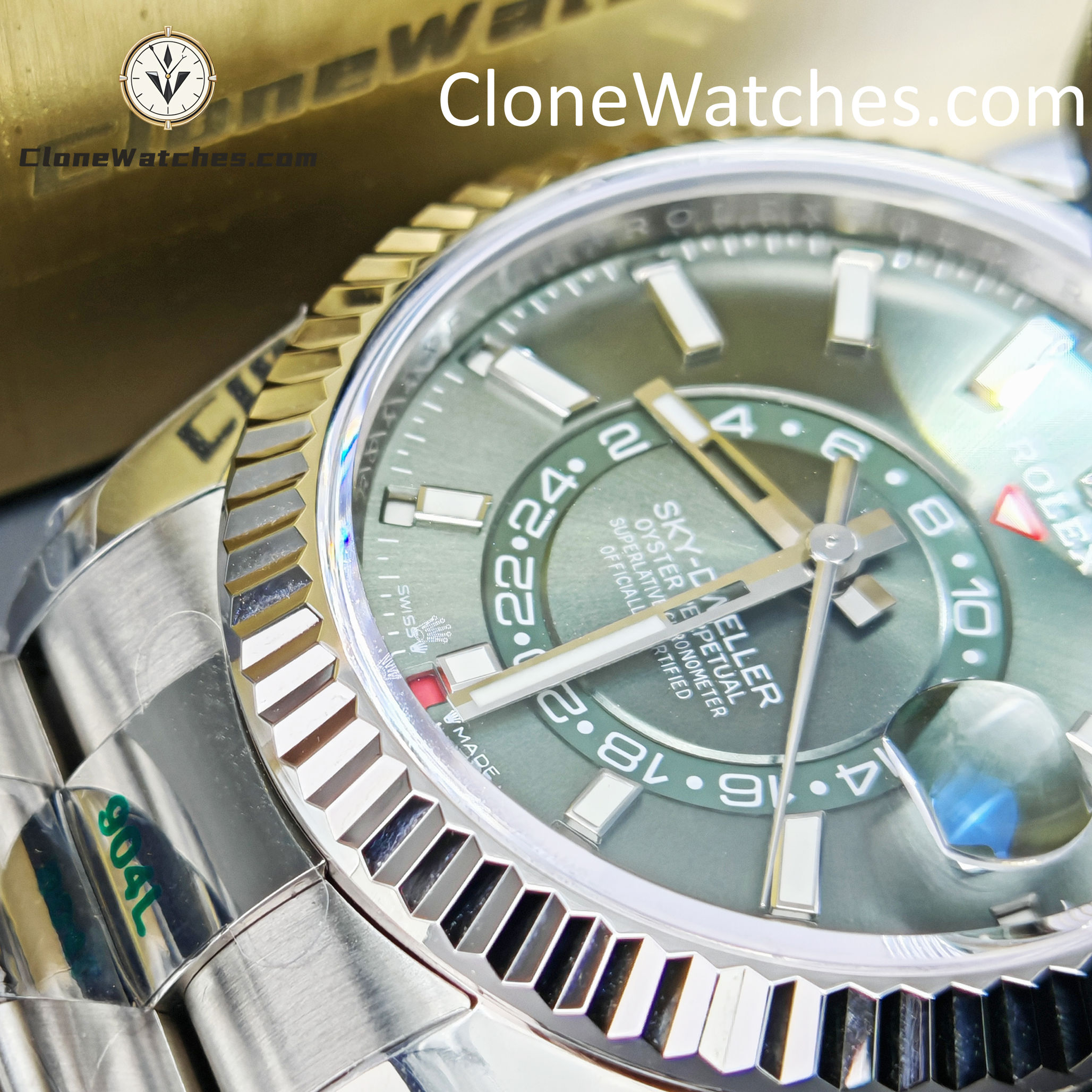 Rolex Super Clone Watches 1:1 Sky Dweller Green Dial Oyster M336934 9002 Movement