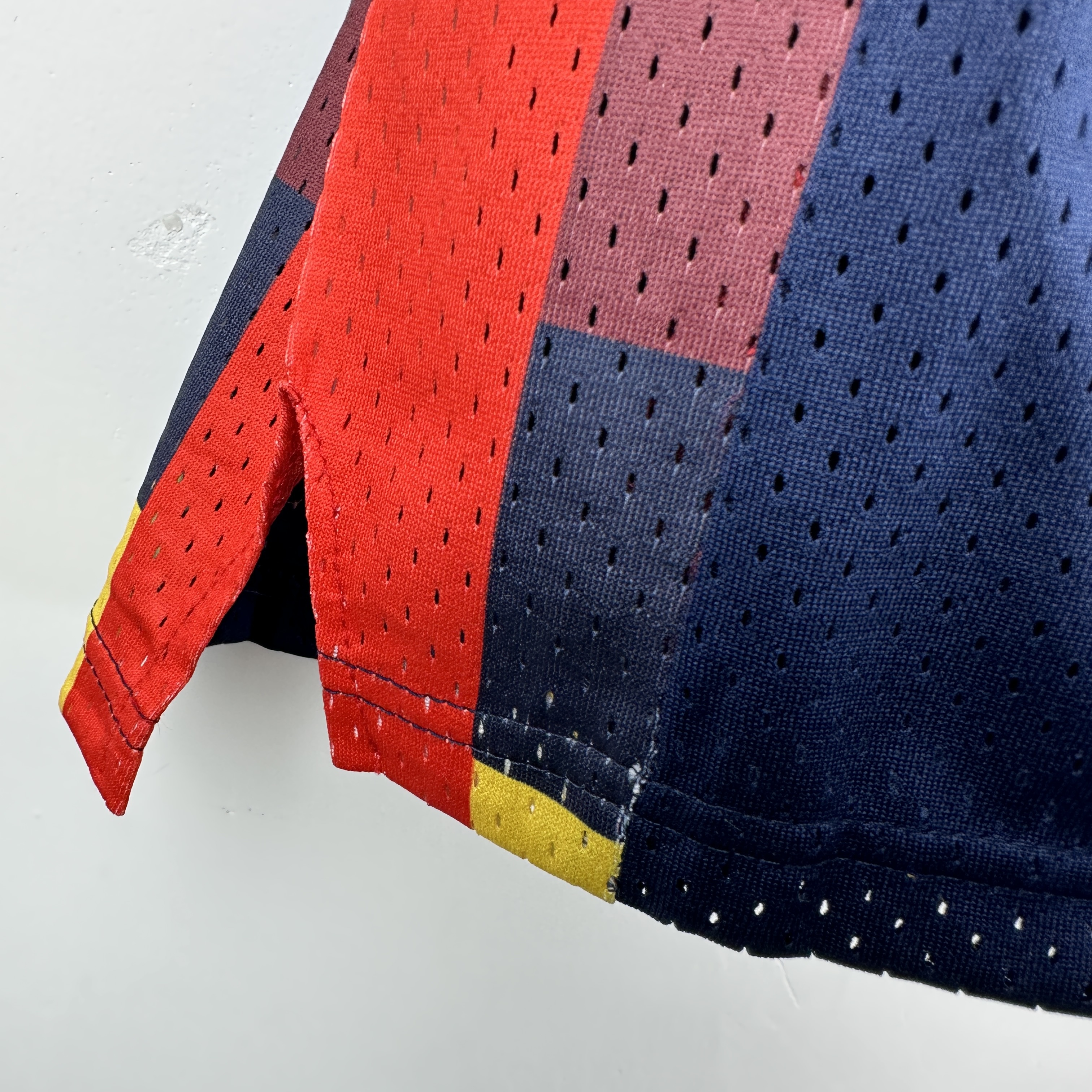 Embroidered MN Retro Jersey Cavaliers 08/09 Season Navy Blue No. 23 James