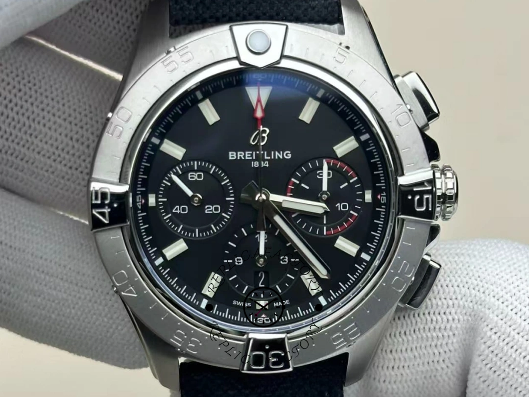 Breitling Avenger B01 Chronograph 42 Steel Men's Watch AB0146101B1X1 Replica