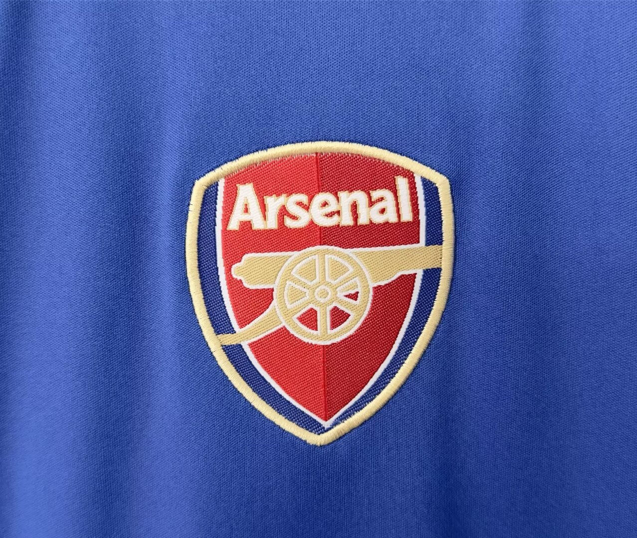 2004/05 Arsenal Away Retro Jersey