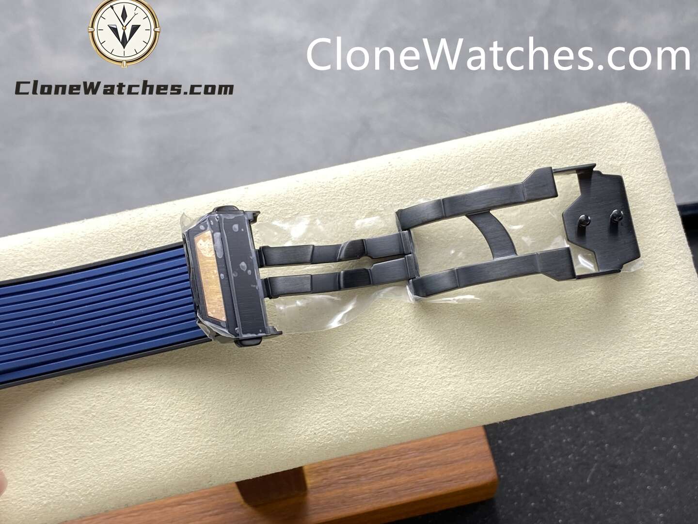 Hublot Super Clone Watches 1:1 Spirit of Big Bang King Gold Blue Ceramic 42MM 642.OL.7180.RX