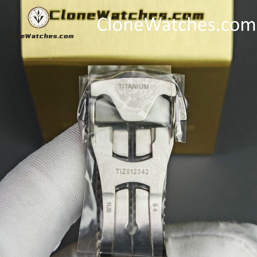 OMEGA Super Clone Watches 1:1 Seamaster Diver 300M 210.90.42.20.10.001 42mm