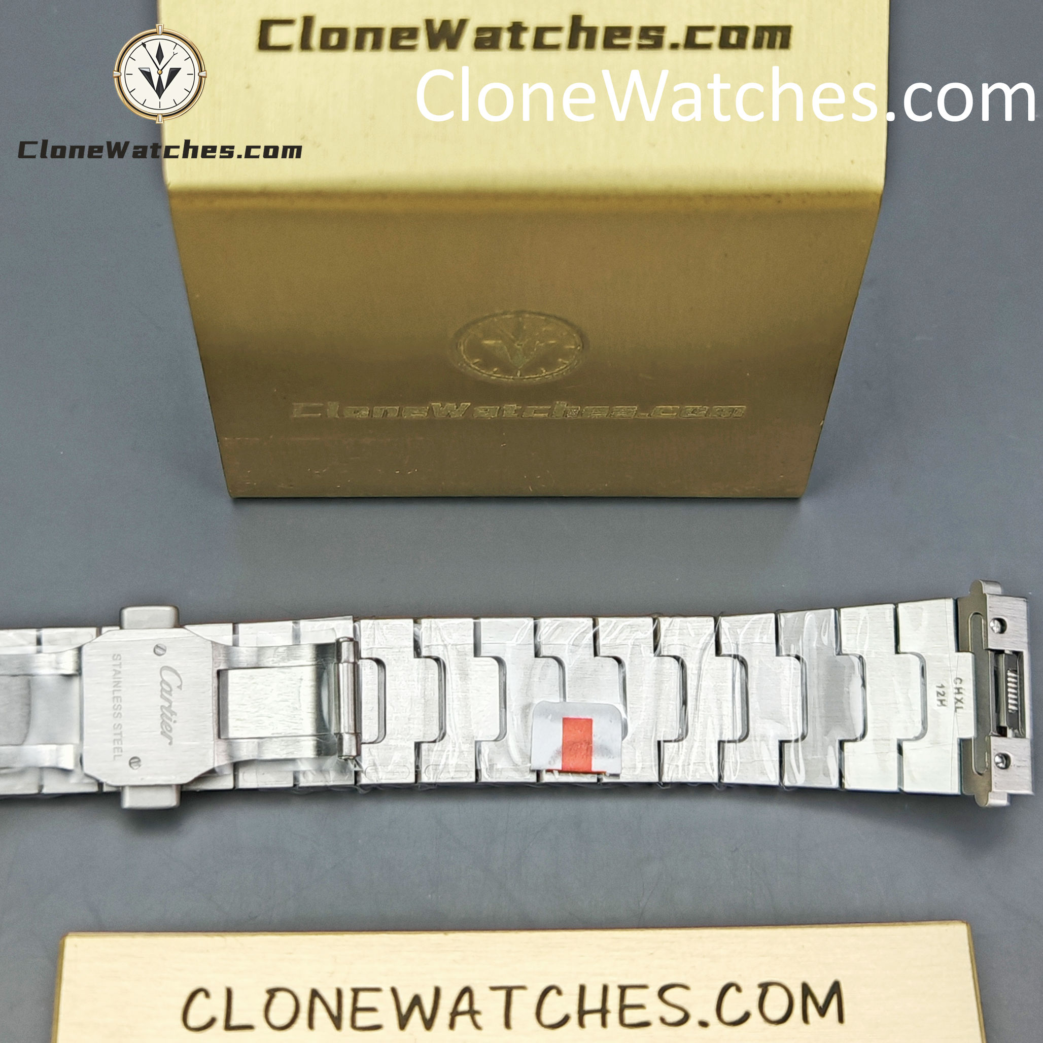 Cartier Super Clone Watches 1:1 Santos Series White Dial 35.1MM WSSA0029