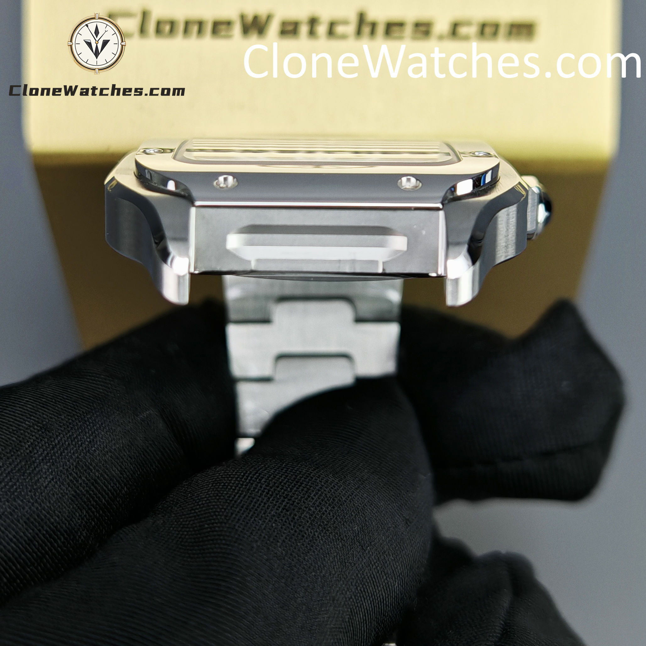 Cartier Super Clone Watches 1:1 Santos Series Green Dial 35.1MM WSSA0061
