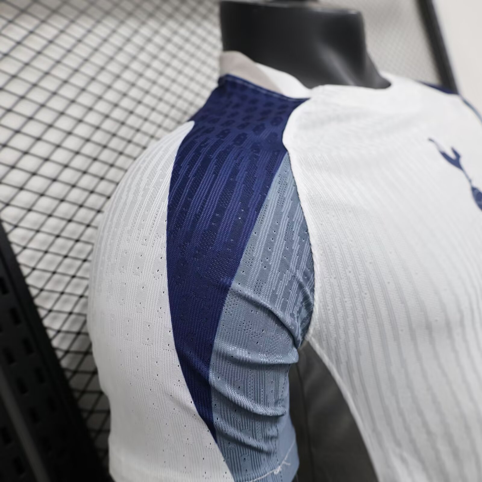 2025-26 Tottenham Hotspur Home Jersey - Player Edition