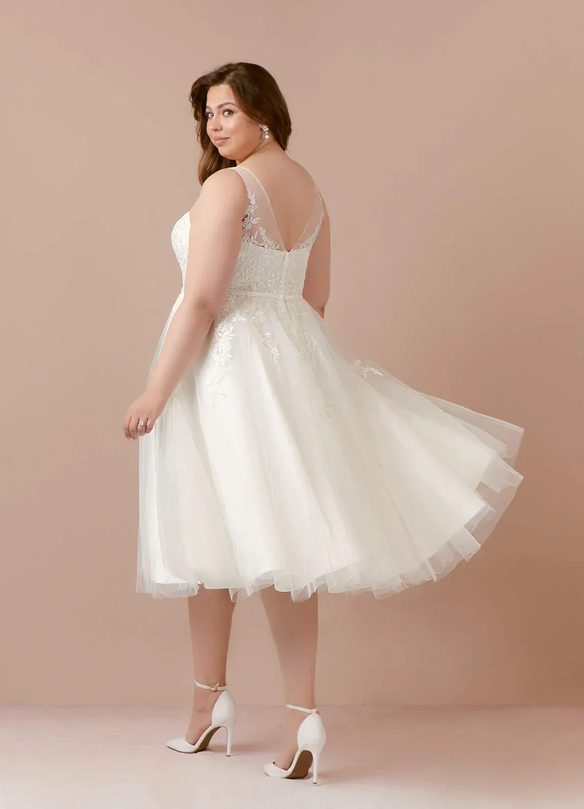 Diamond White A-Line V-Neck lace Satin Dress