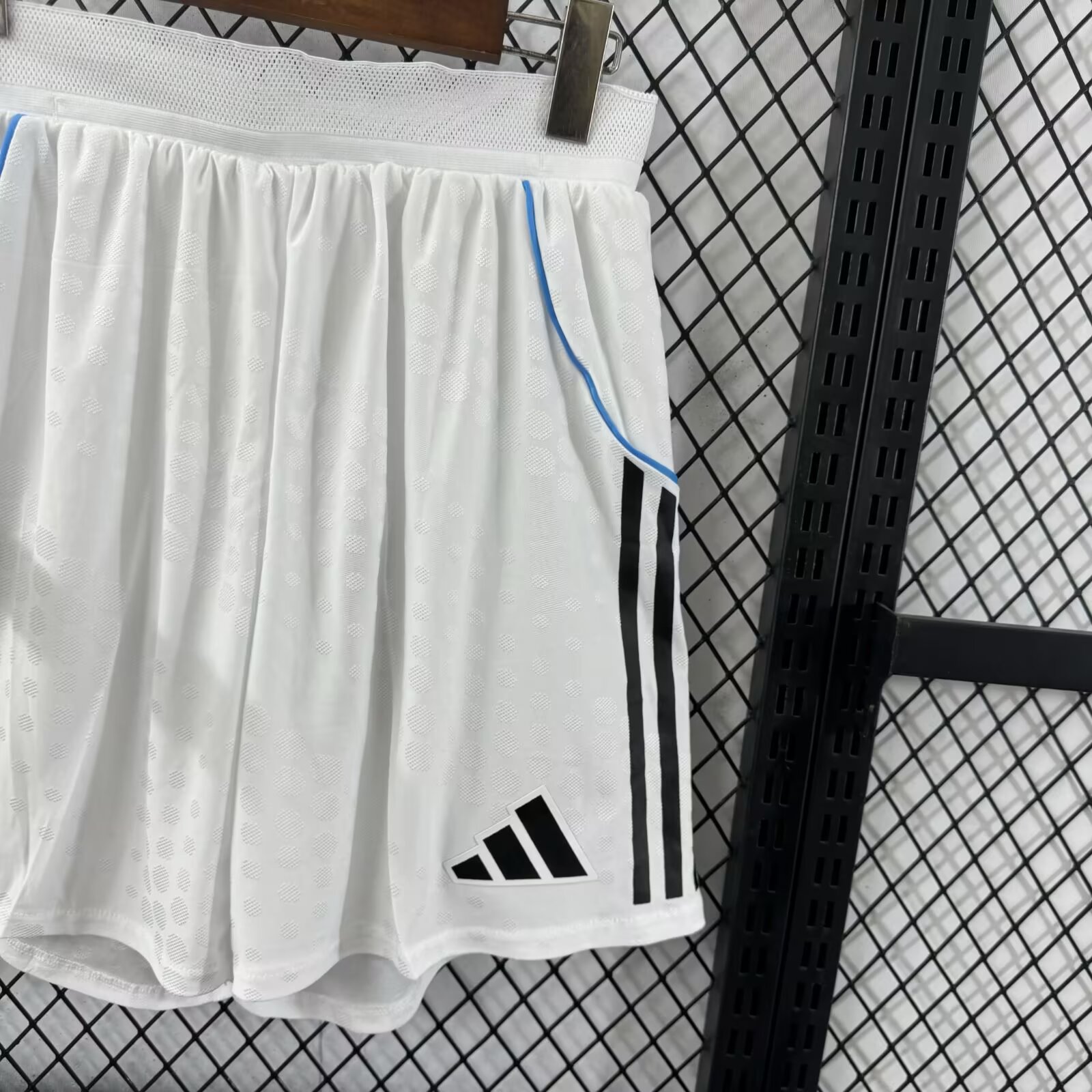 25-26 Newcastle United White Pants Shorts - Fans Edition