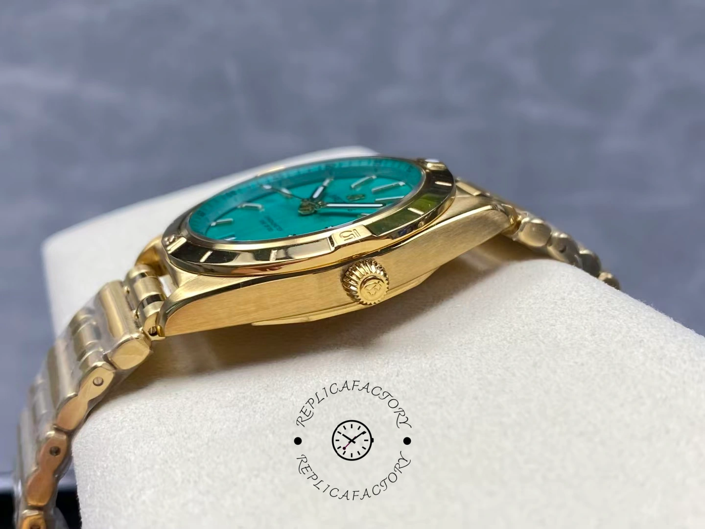Breitling Chronomat Automatic 36mm K103801A1L1K1 Yellow Gold Replica