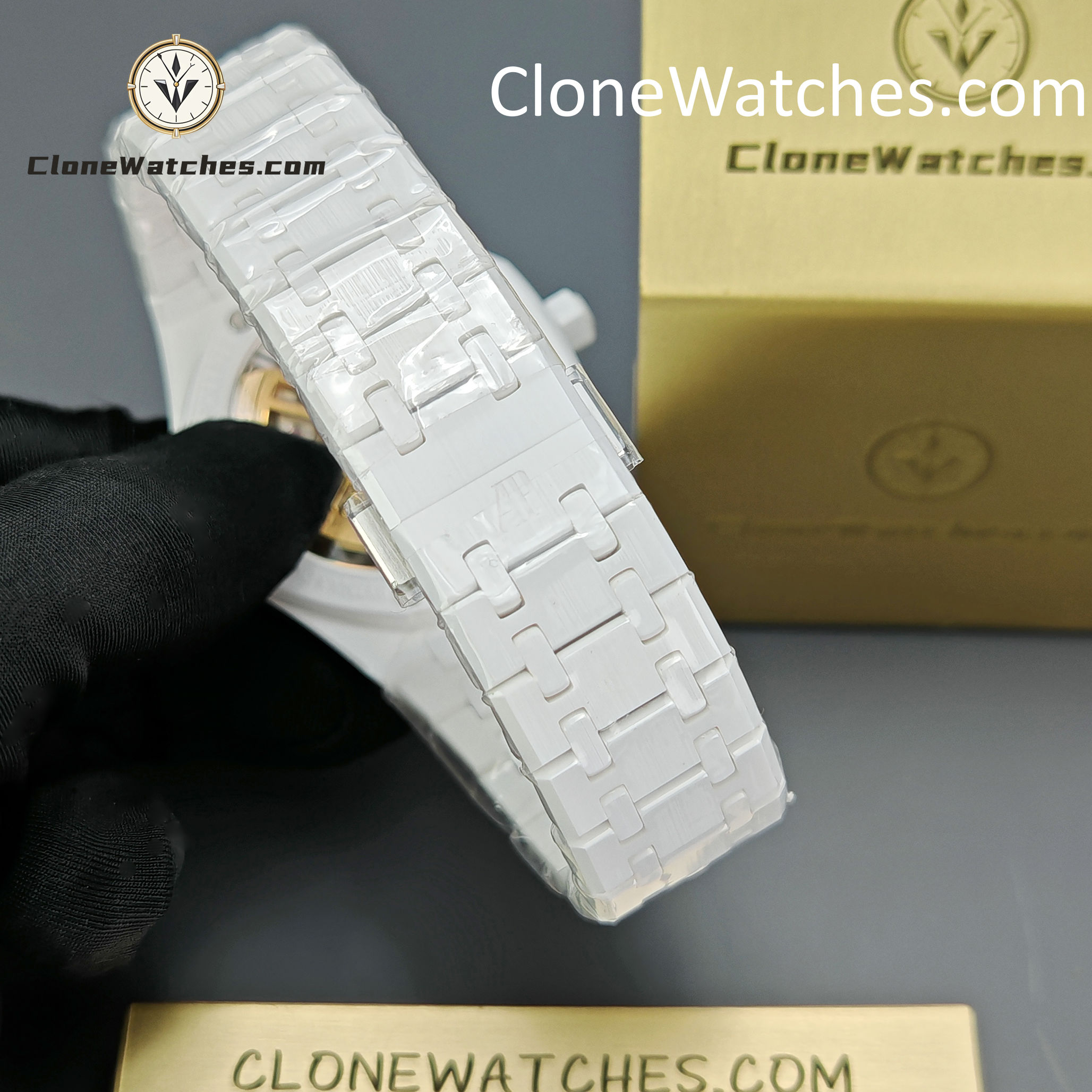 Audemars Piguet Super Clone Watches 1:1 Royal Oak White Ceramic 15500 White Dial 41MM