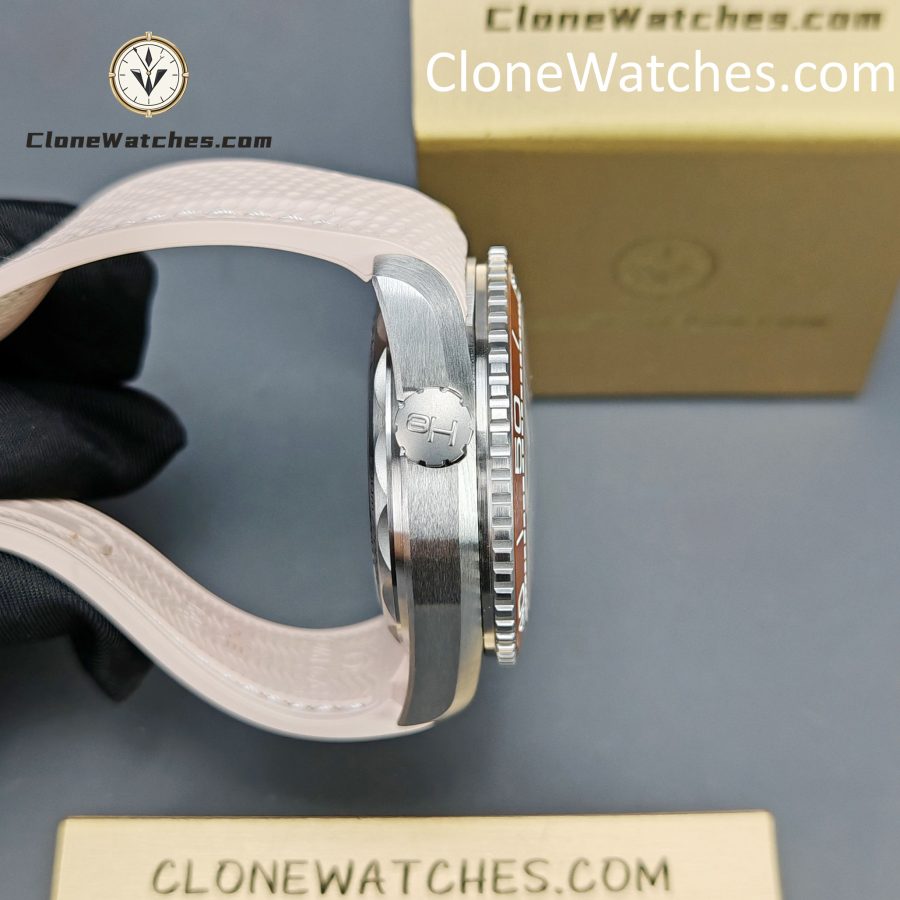 OMEGA Super Clone Watches 1:1 Seamaster Planet Ocean 600m 215.32.44.21.09.001 43.5MM