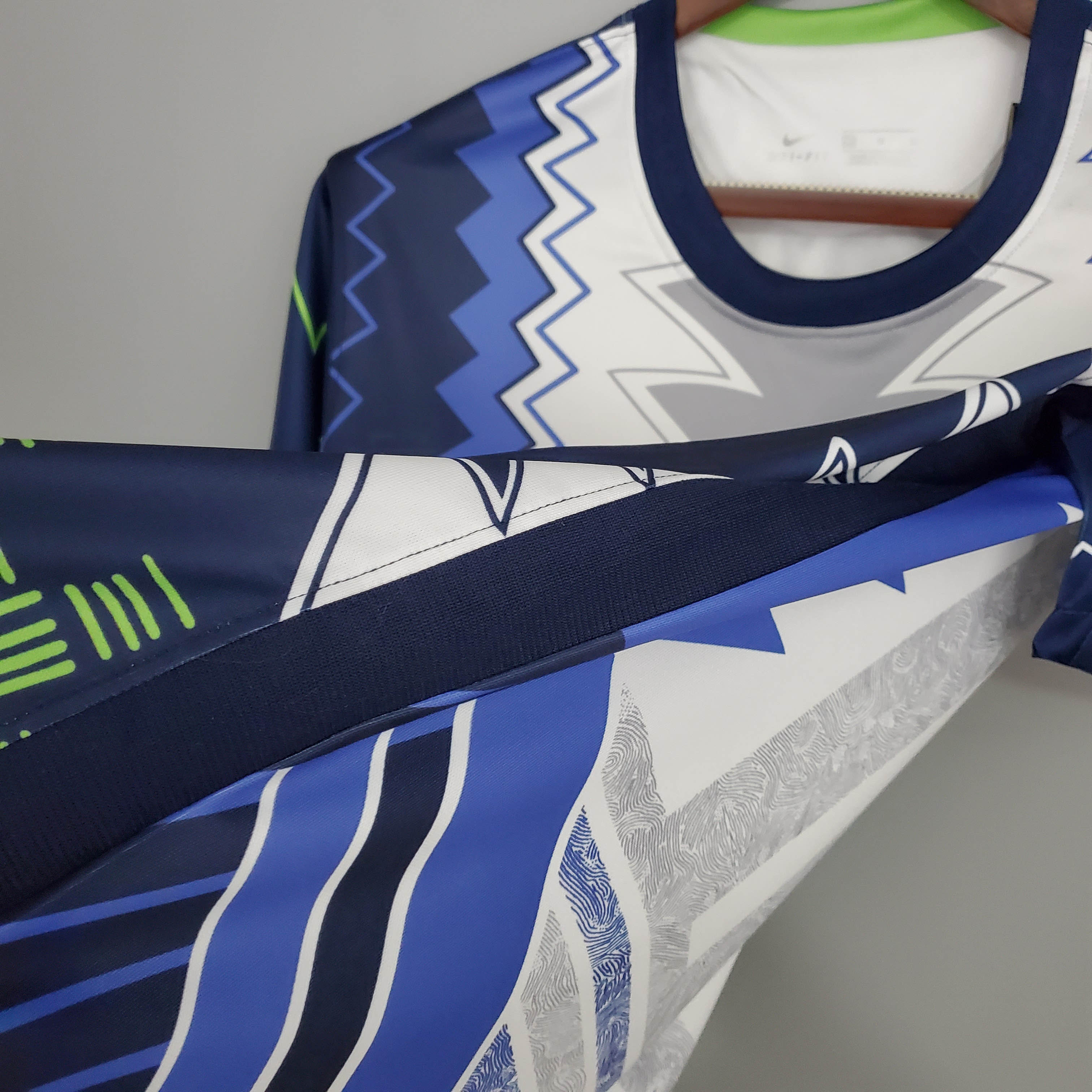 Tottenham Football Shirt 2021/2022 Concept Edition Training Wear - Fans Edition