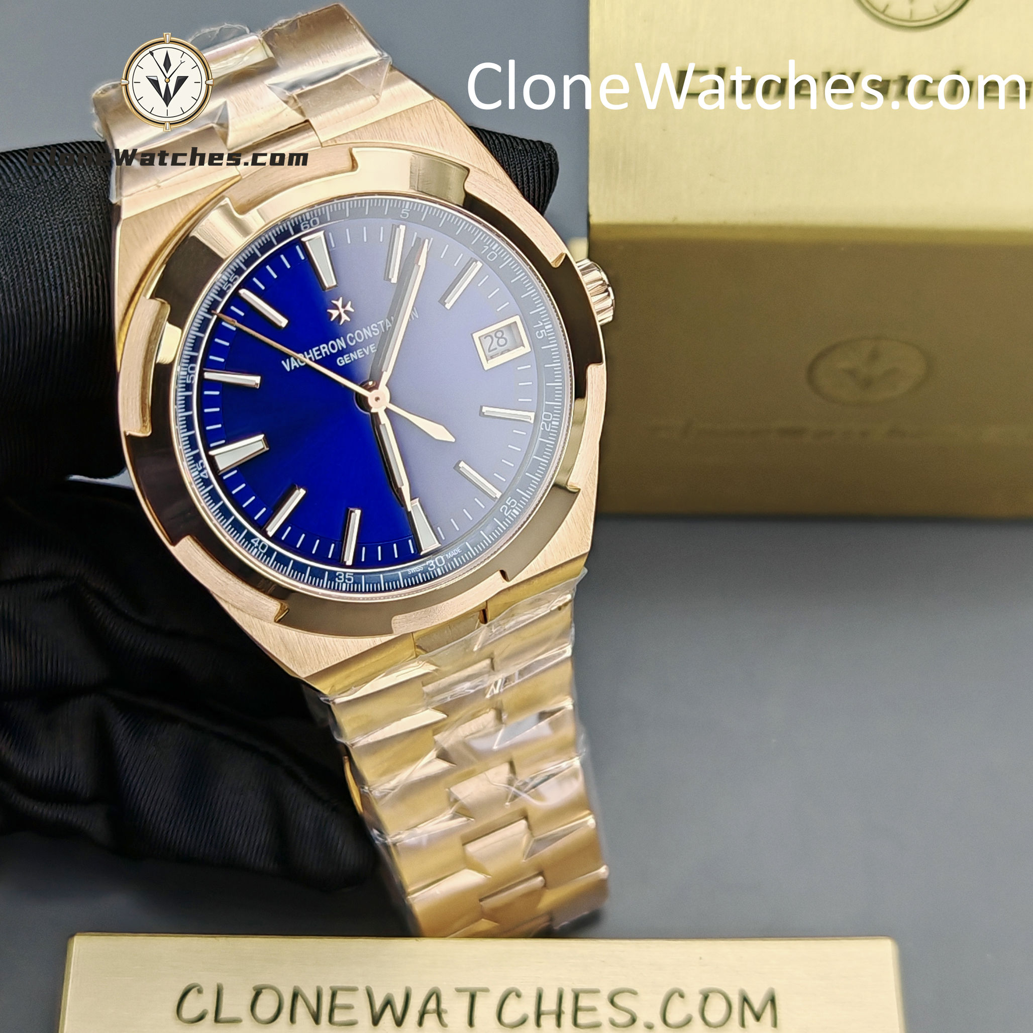 Vacheron Constantin Super Clone Watches 1:1 Overseas Rose Gold 4500V/210R-B705 Blue Dial