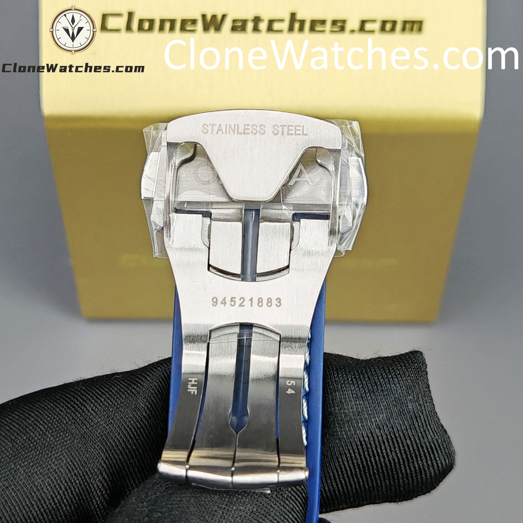OMEGA Super Clone Watches 1:1 Seamaster Aqua Terra 150M 220.12.43.22.03.001 43MM