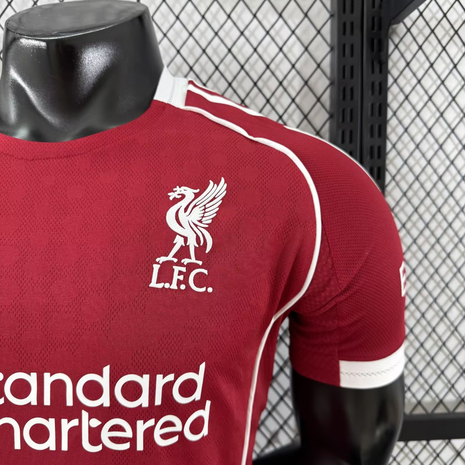 2025-26 Liverpool Home Shirt - Player Edition