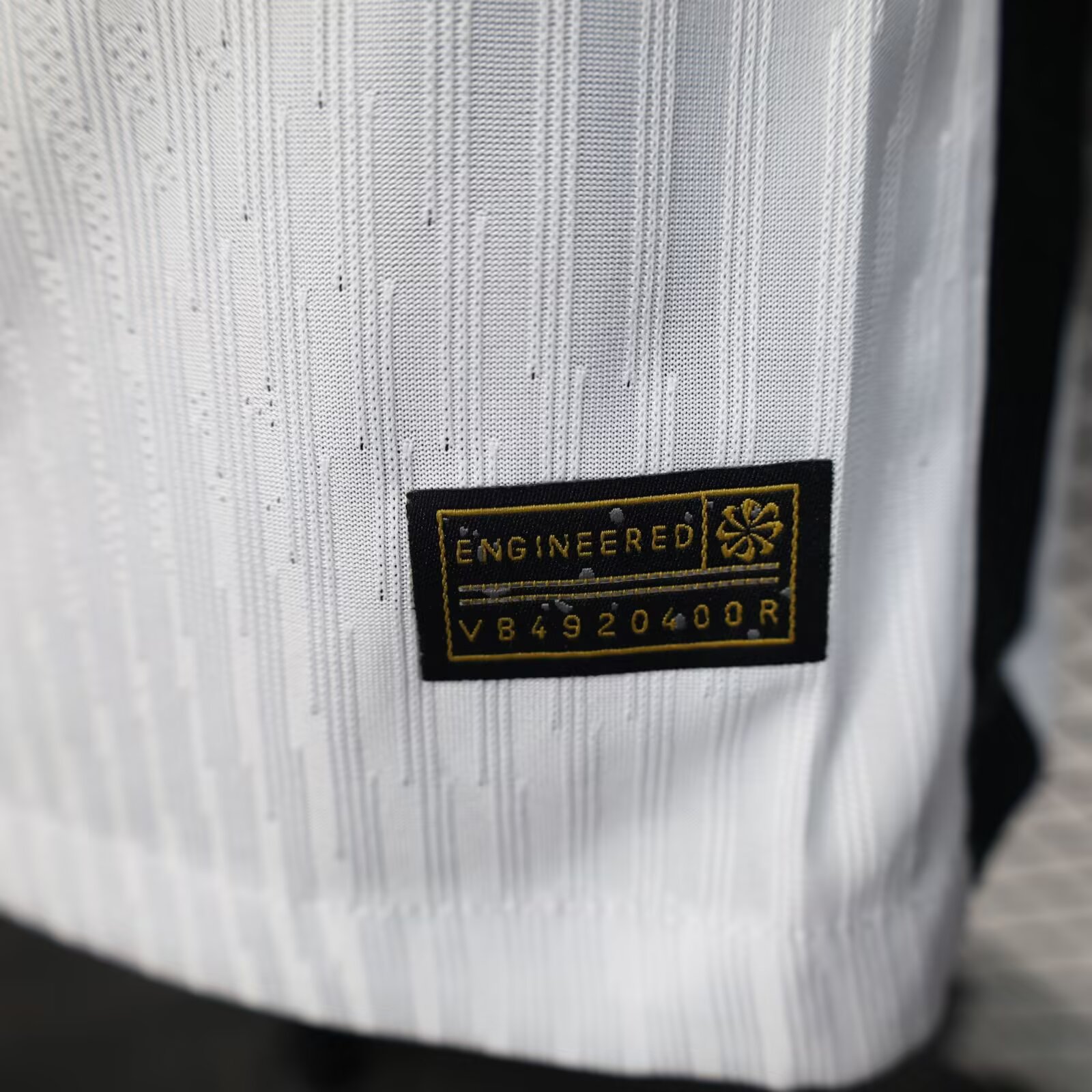 25-26 Paris Saint-Germain White Training Jersey - Player Edition