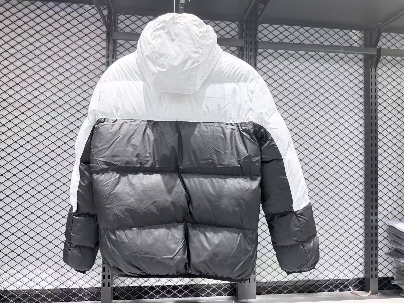 B01 Down Jacket AJ Paris